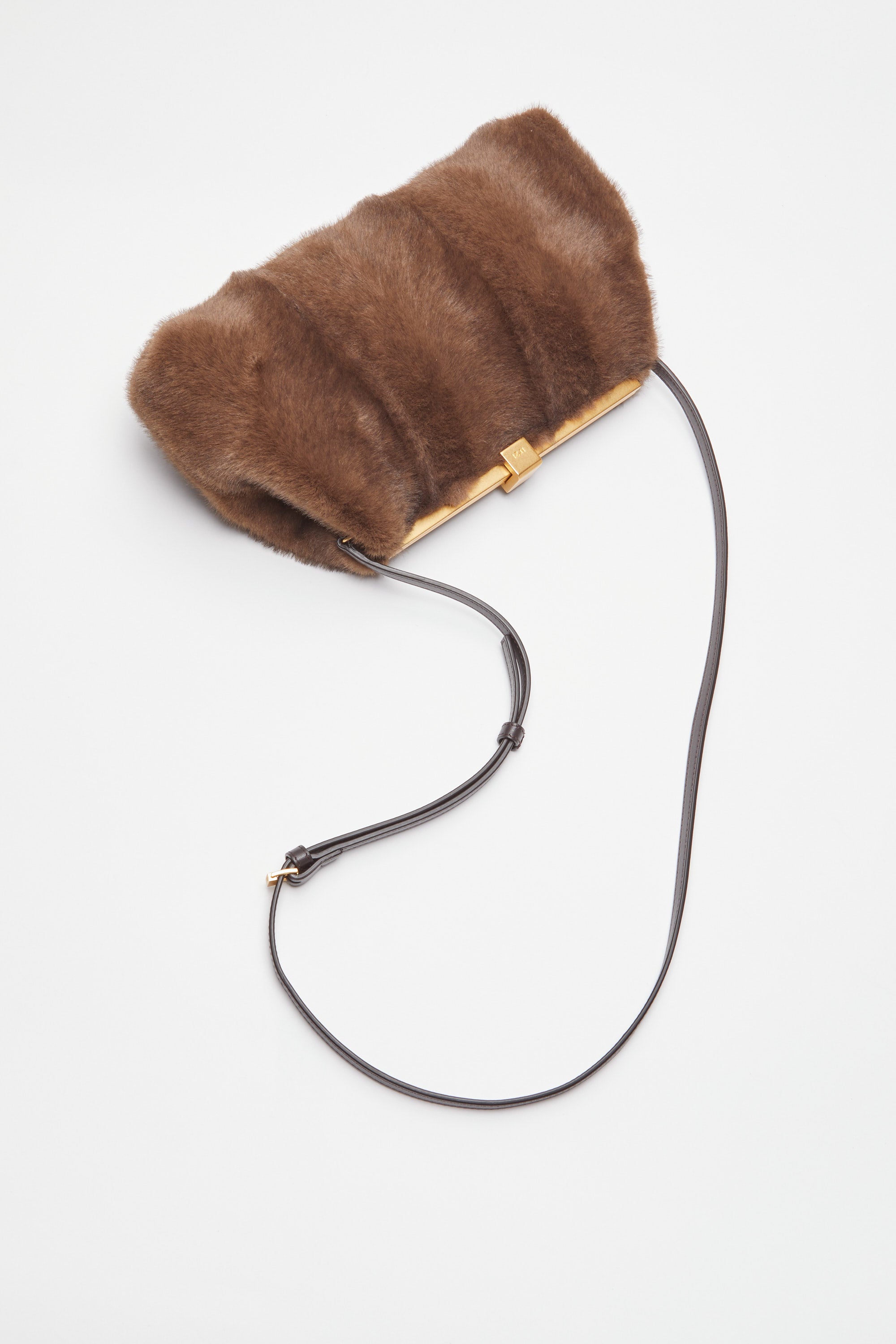 Puffy Jeanne faux fur bag