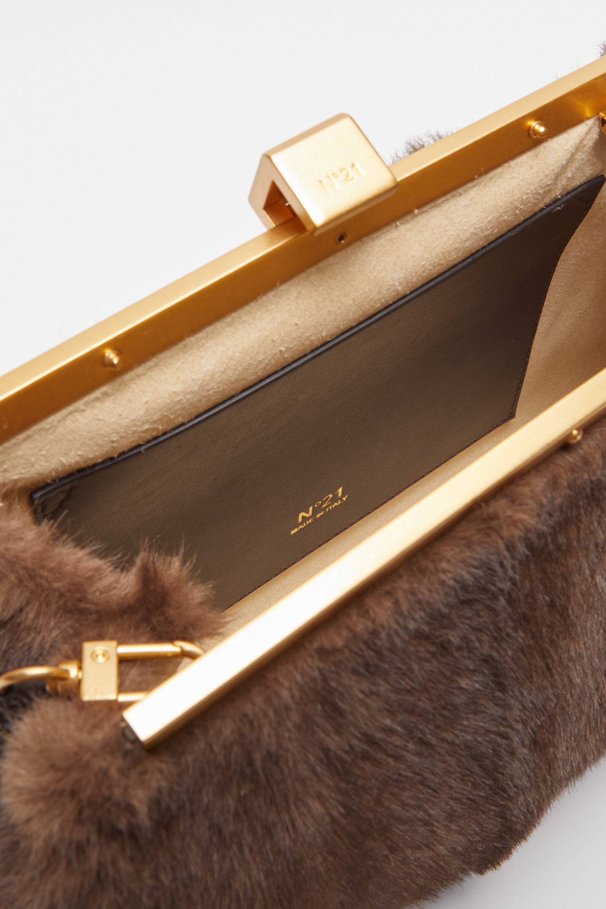 Puffy Jeanne faux fur bag