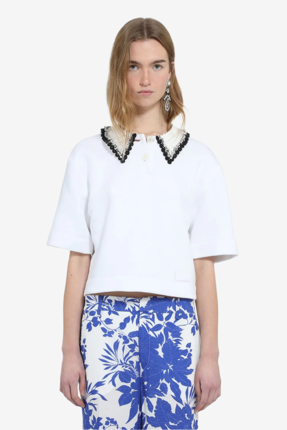 Crop polo with embroidered collar