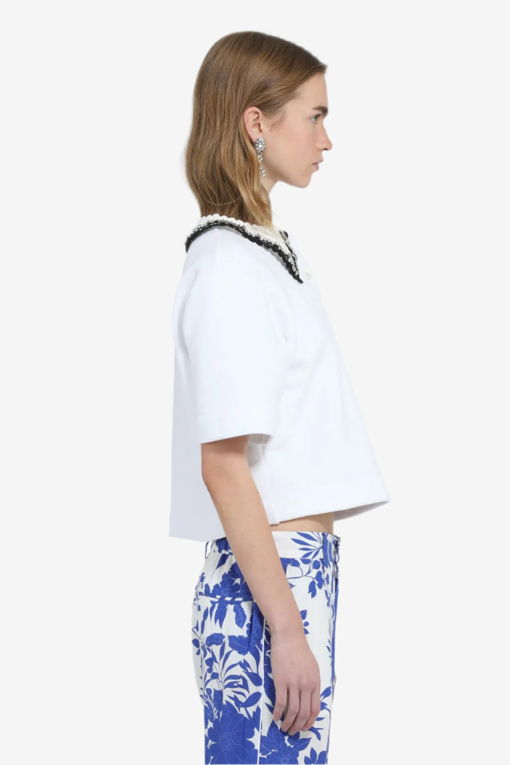 Crop polo with embroidered collar