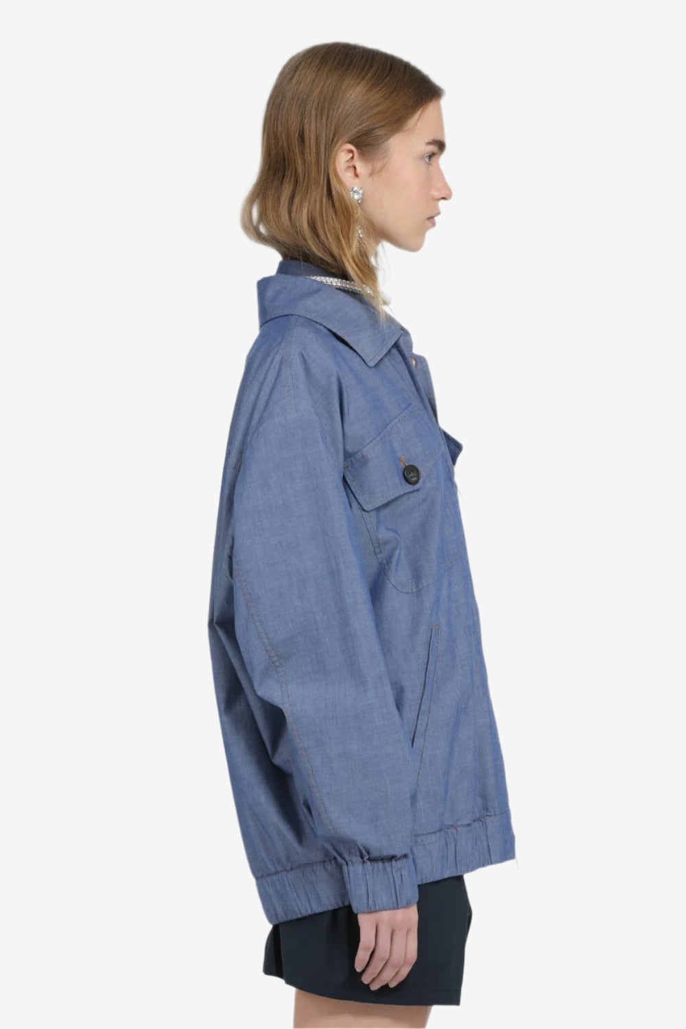 Jacket with zip and double pockets