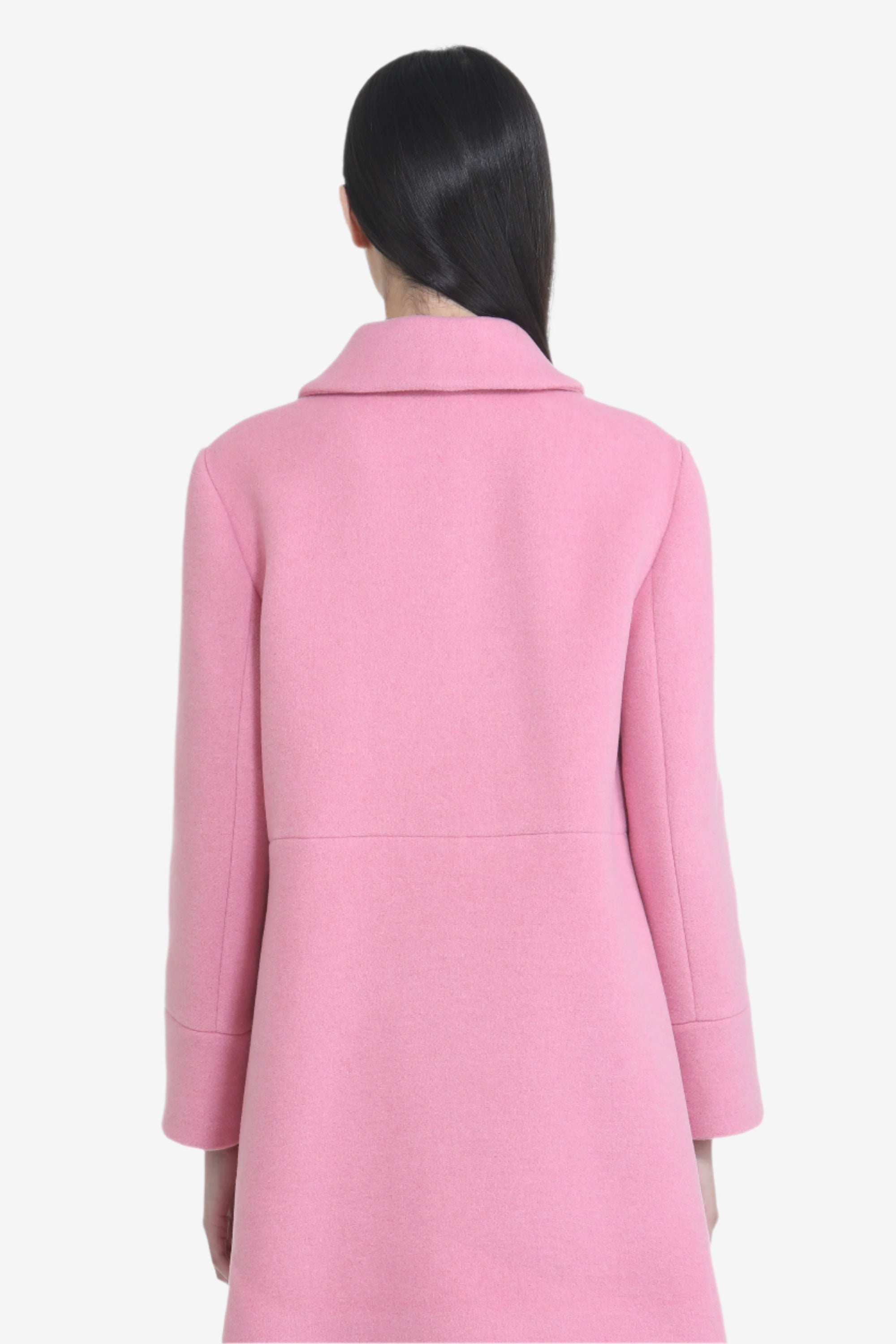 Short coat with large buttons and rounded collar