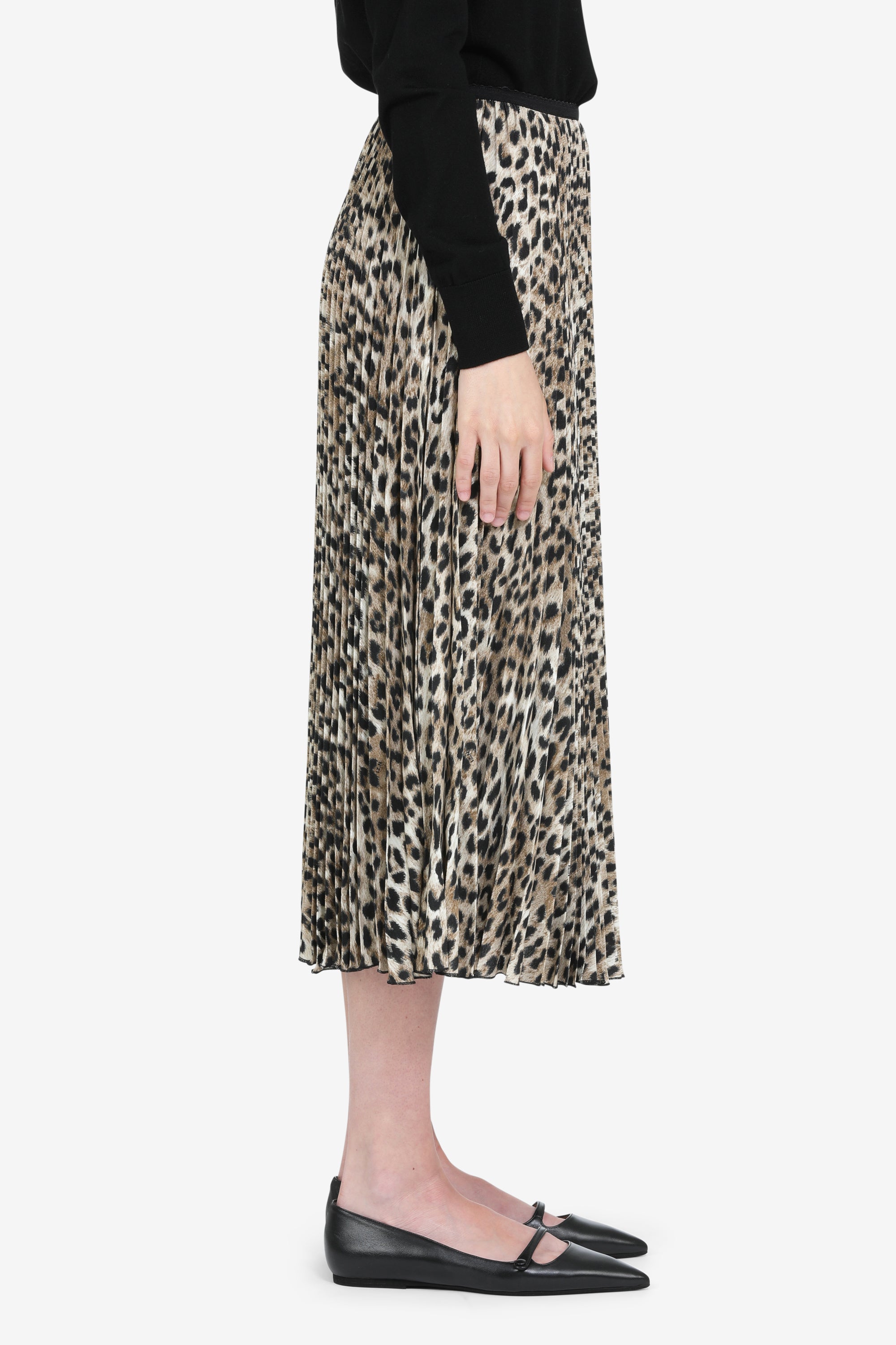 Pleated midi skirt with leopard print