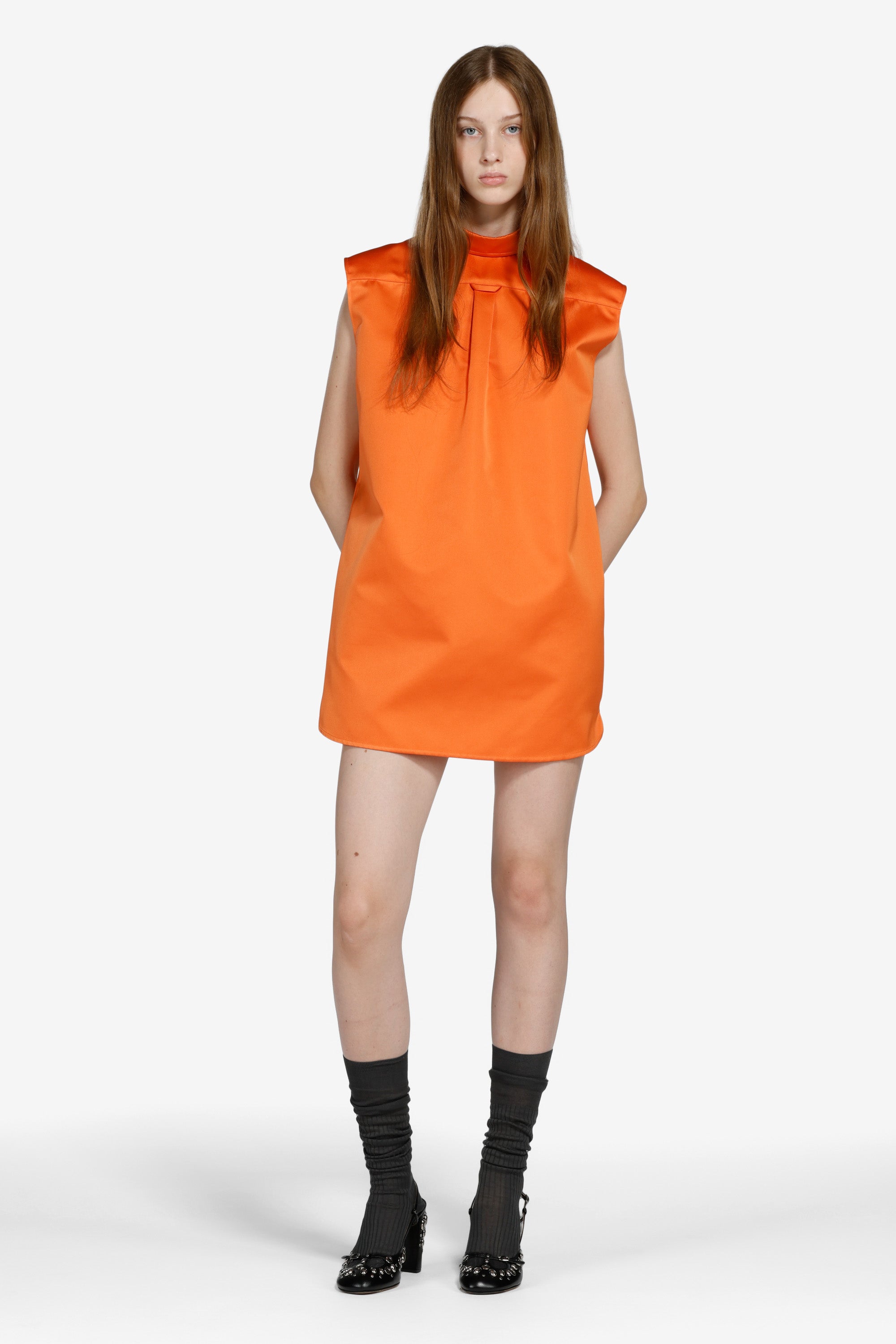 black dress orange accessories Black Dress with Orange Clutch Outfits (25 ideas & outfits)