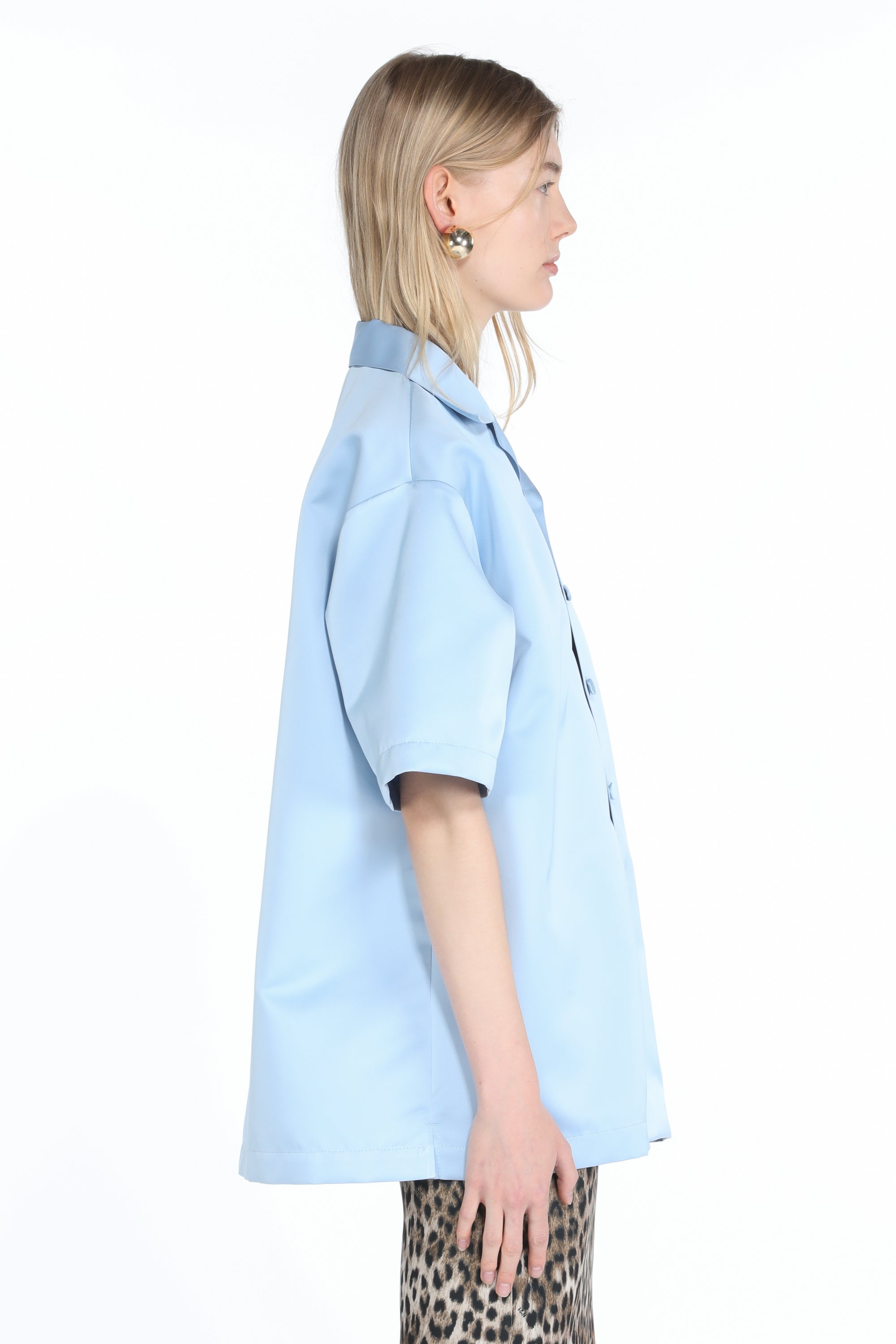 Women tops and shirts