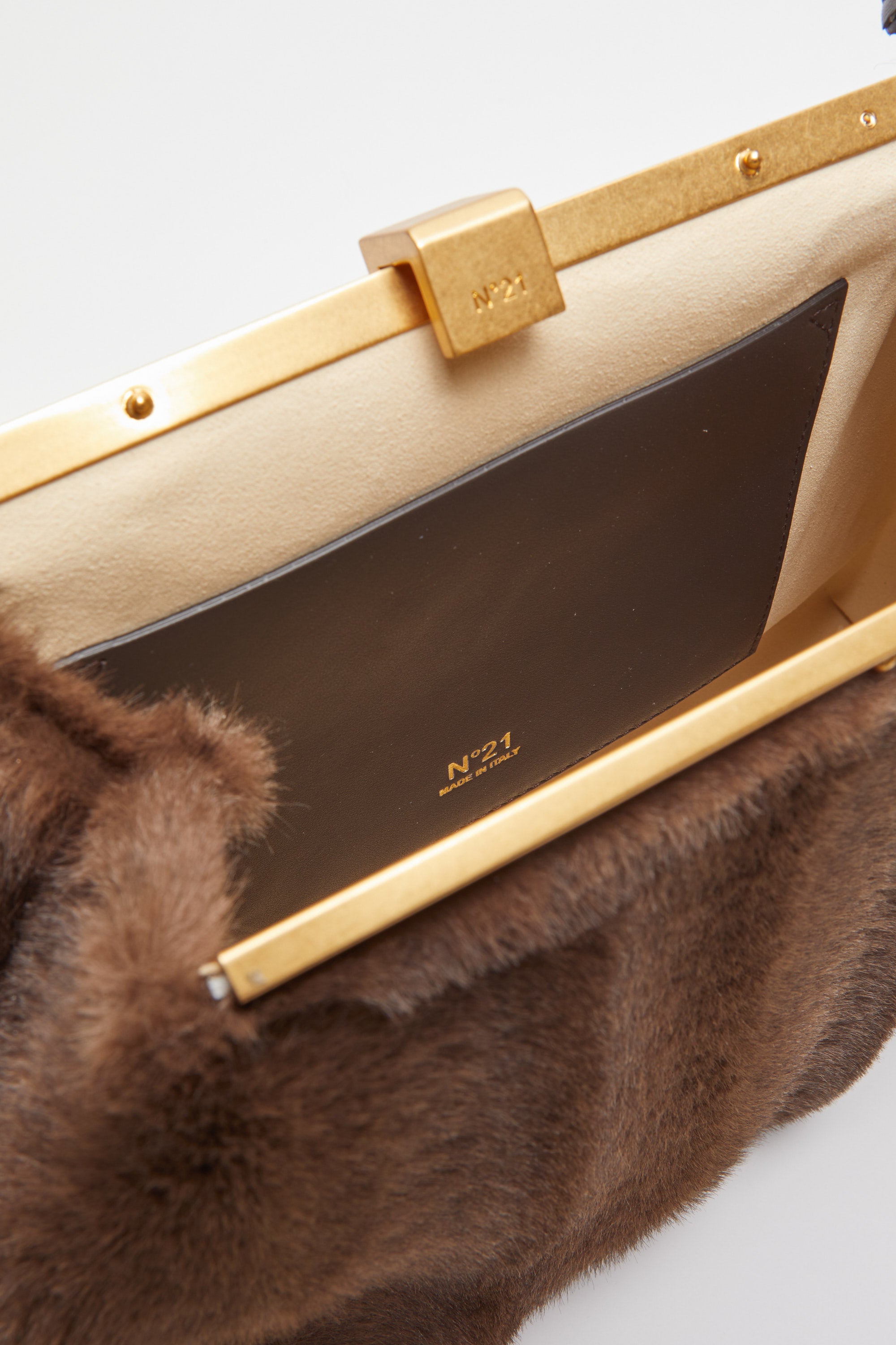 Borsa Puffy Jeanne in pelle a spalla