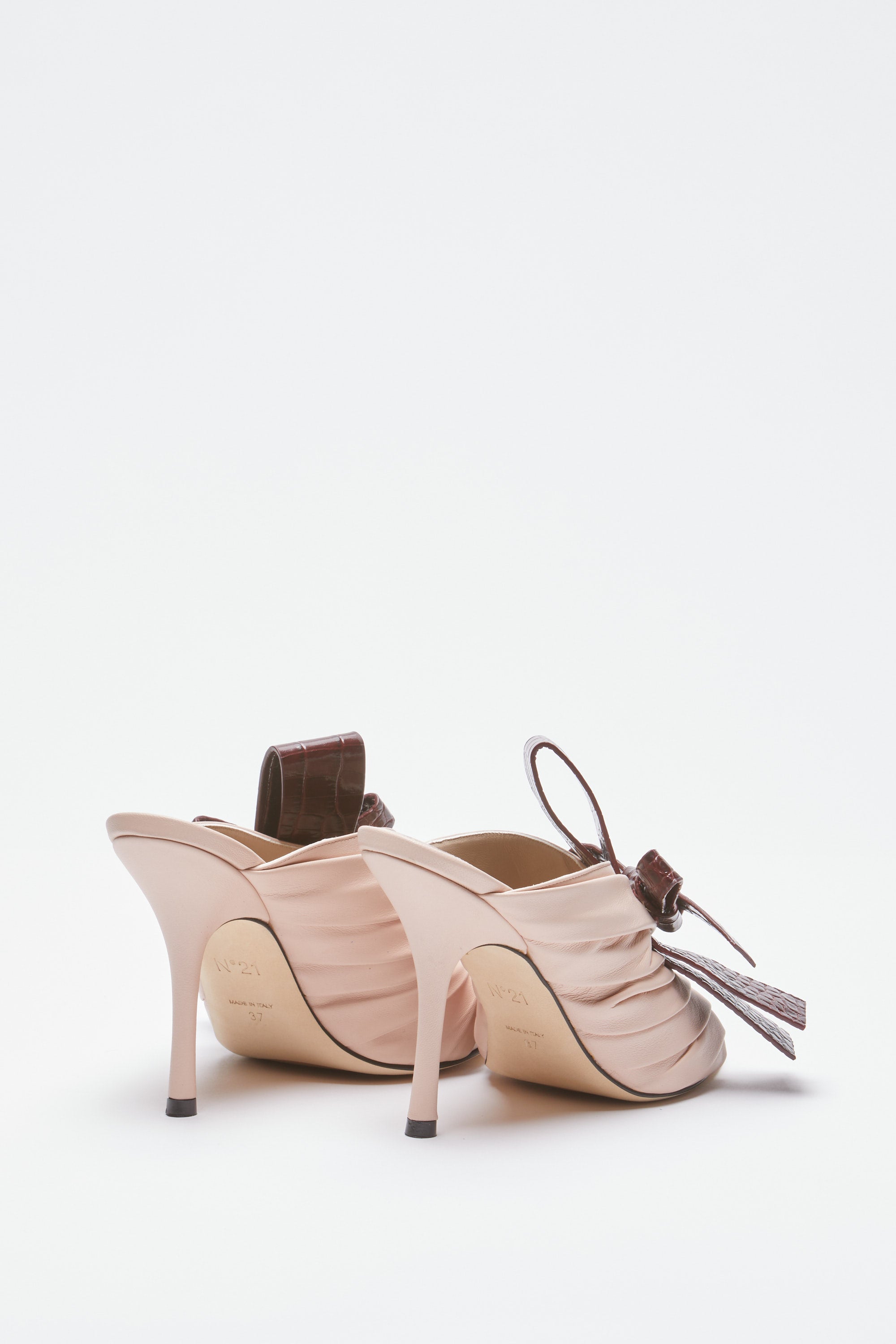 High heel mules with bow