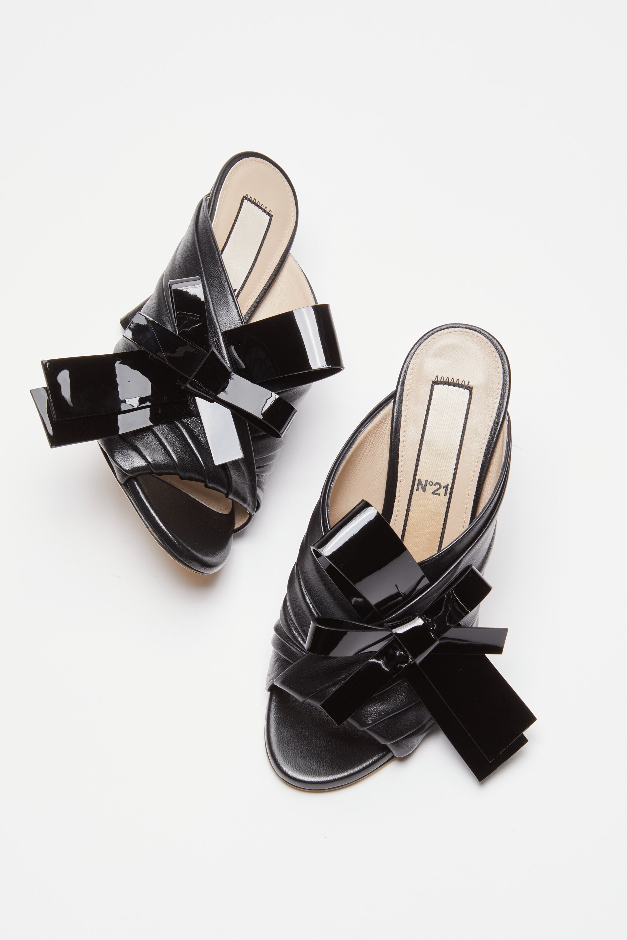 High heel mules with bow