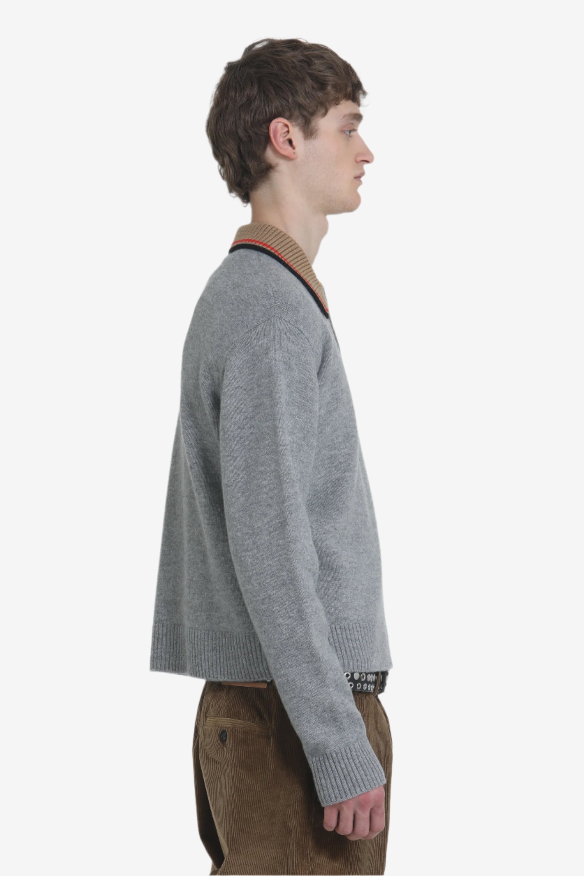 Maglione con colletto a contrasto