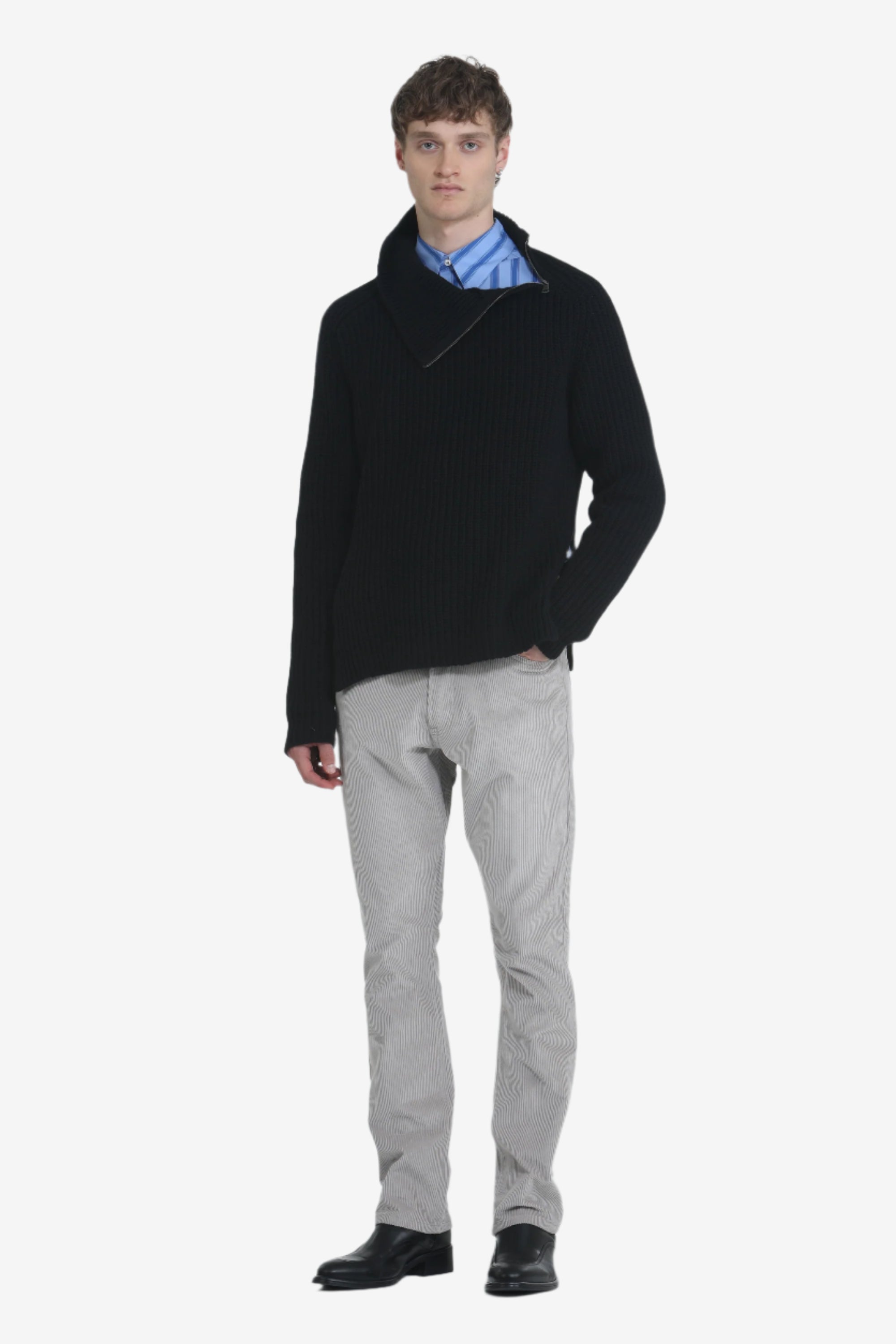Maglione a collo alto con chiusura a zip