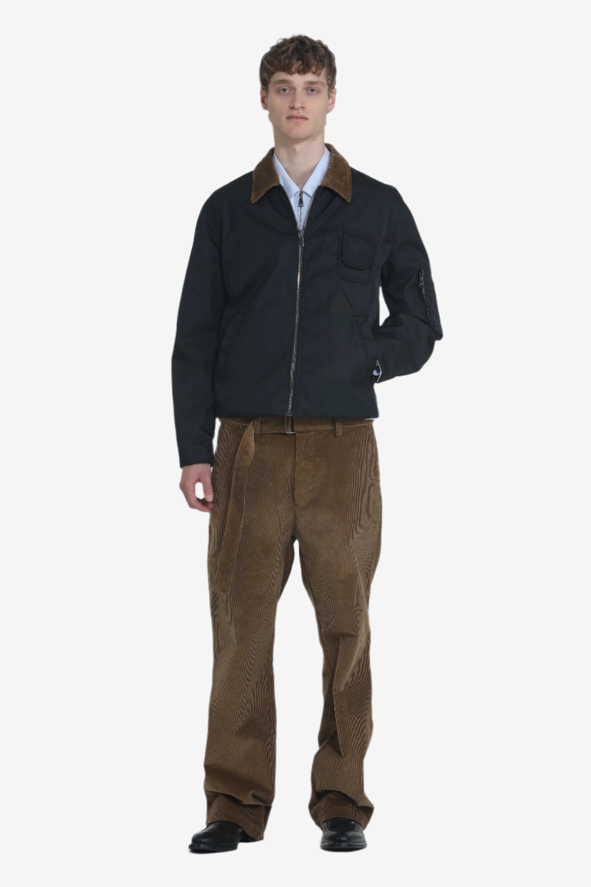 Jacket with contrasting collar