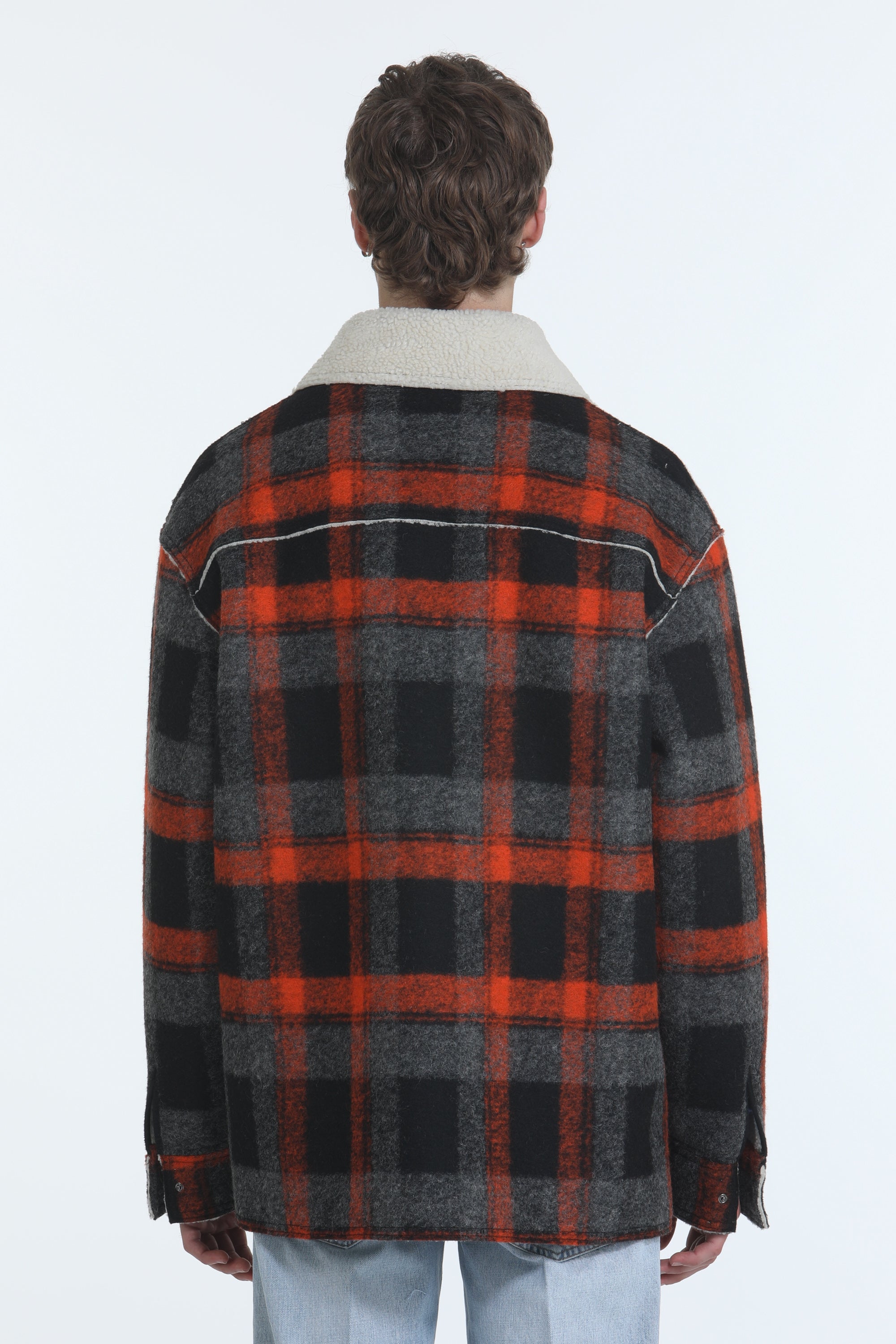 Giacca con colletto a contrasto in shearling