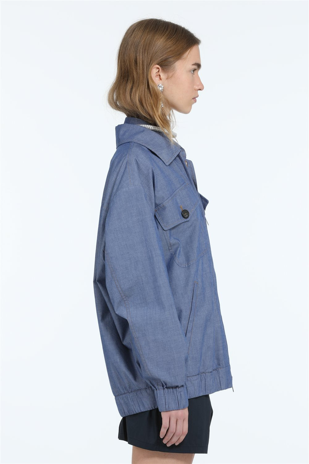 Giacca con zip e doppie tasche