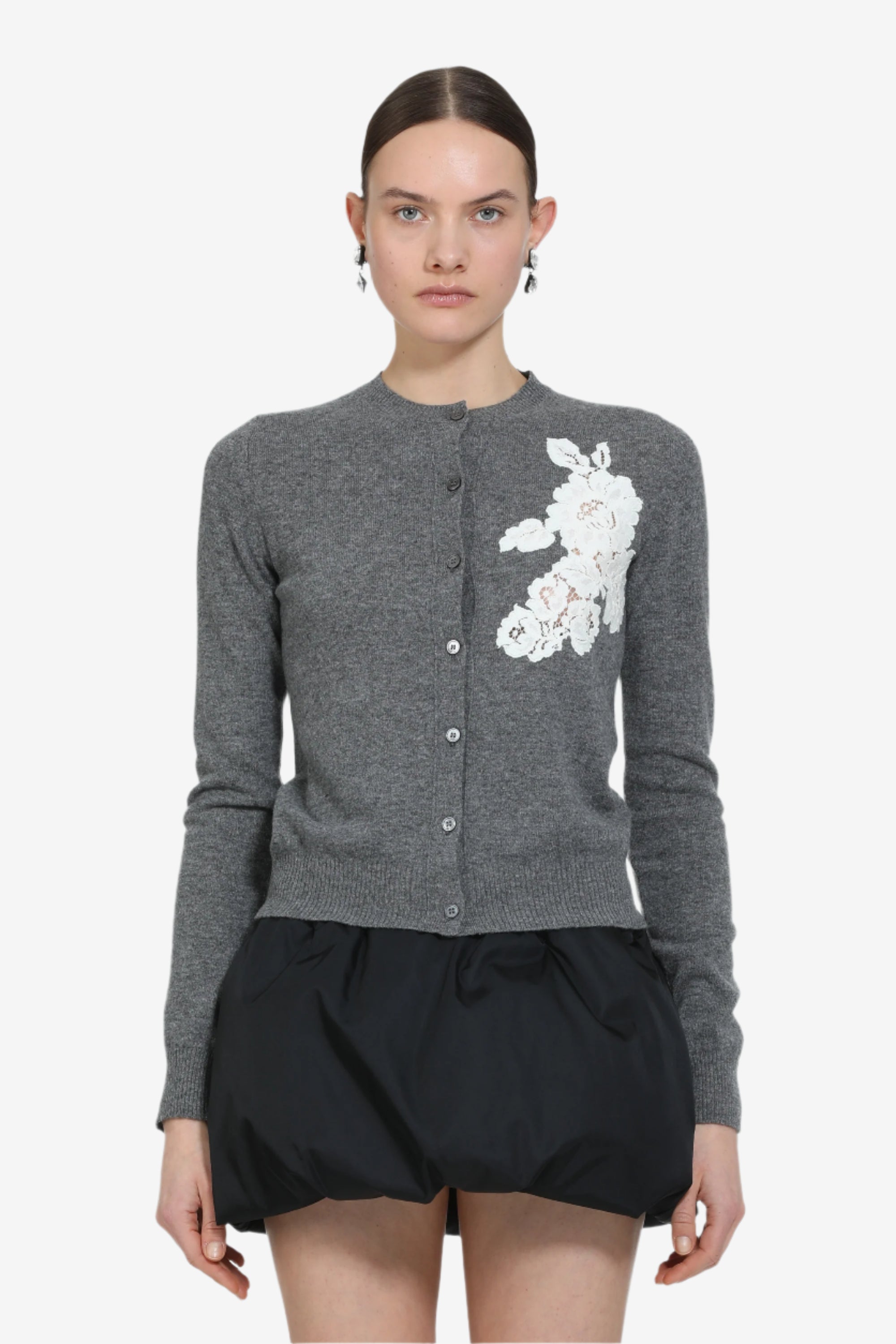 Long-sleeved crew neck sweater