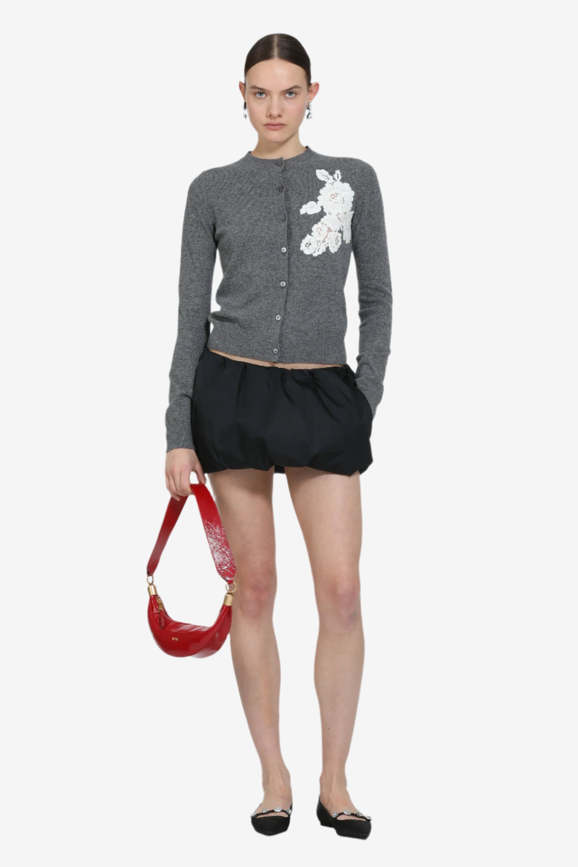 Long-sleeved crew neck sweater