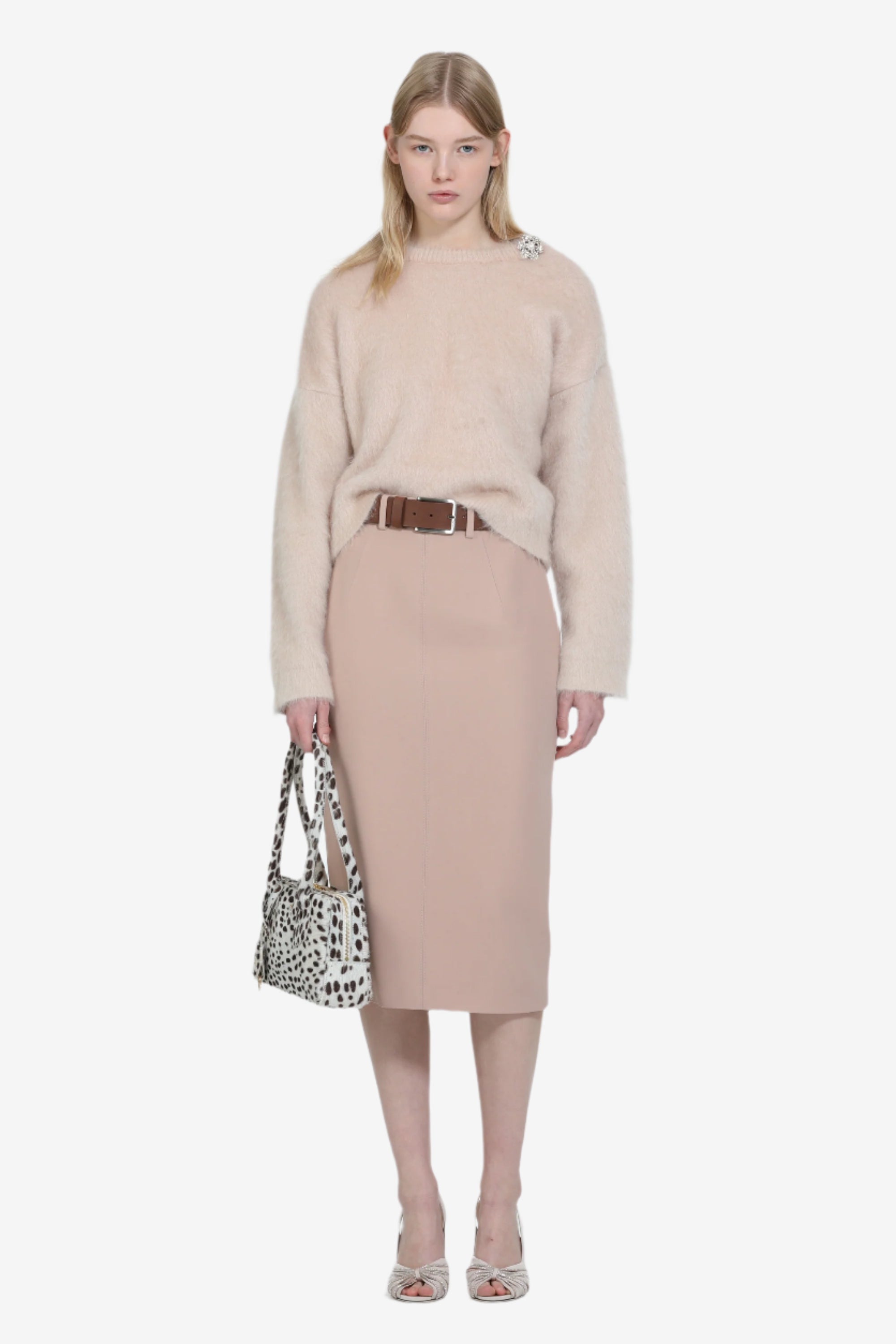 Maglione con bottone gioiello a fiore