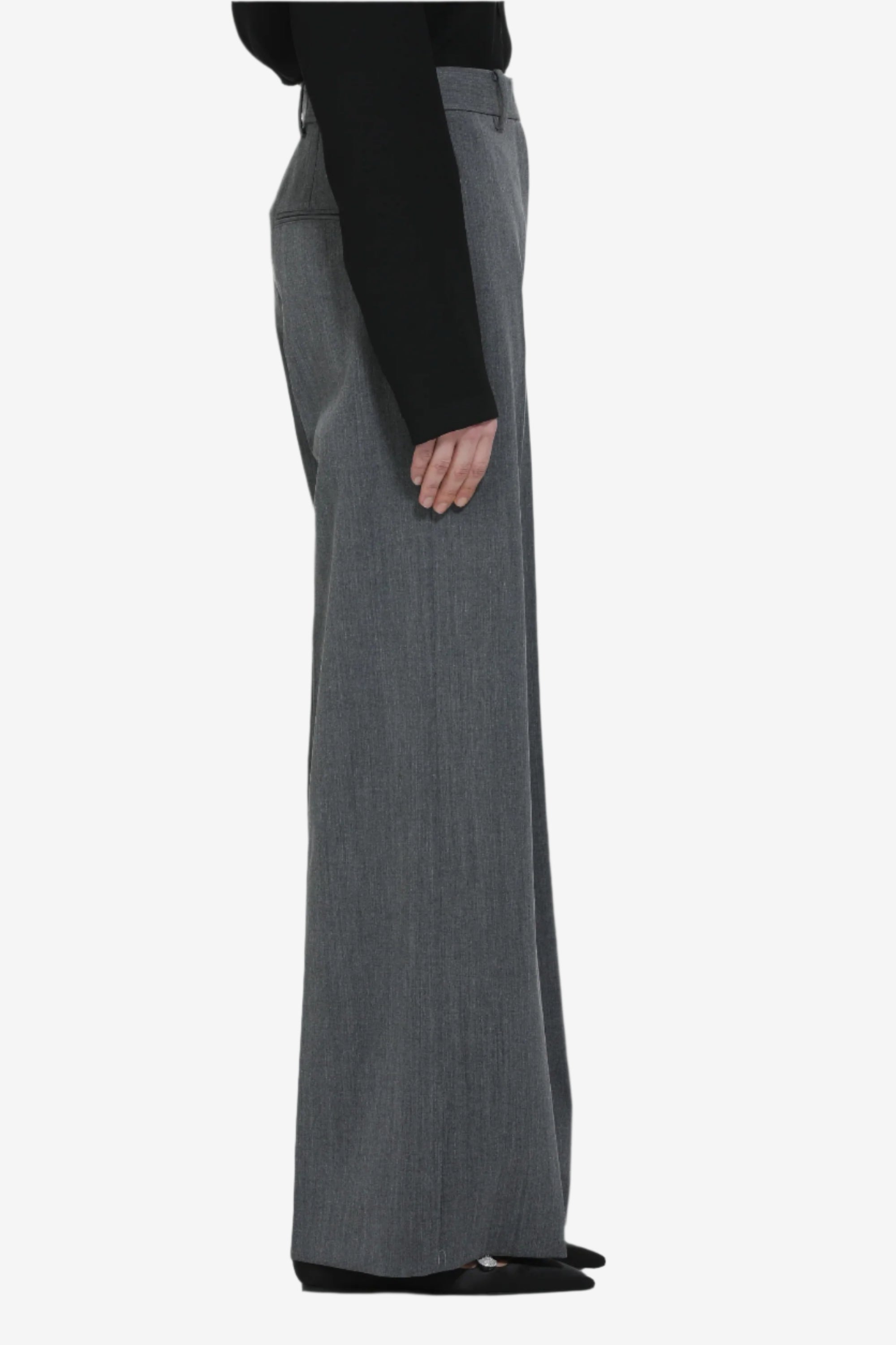 Pantalone palazzo con passanti