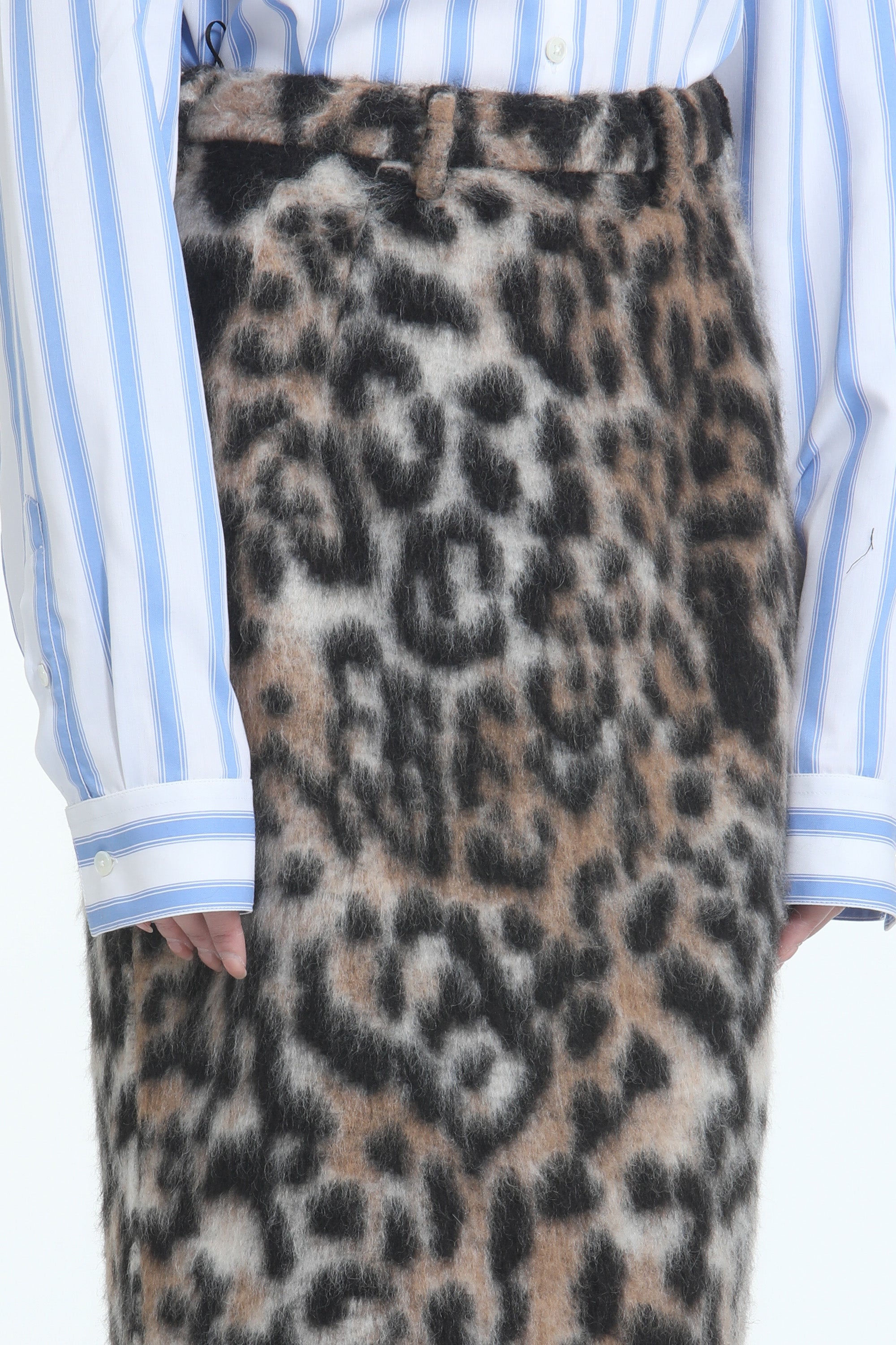 Pencil skirt with spotted effect
