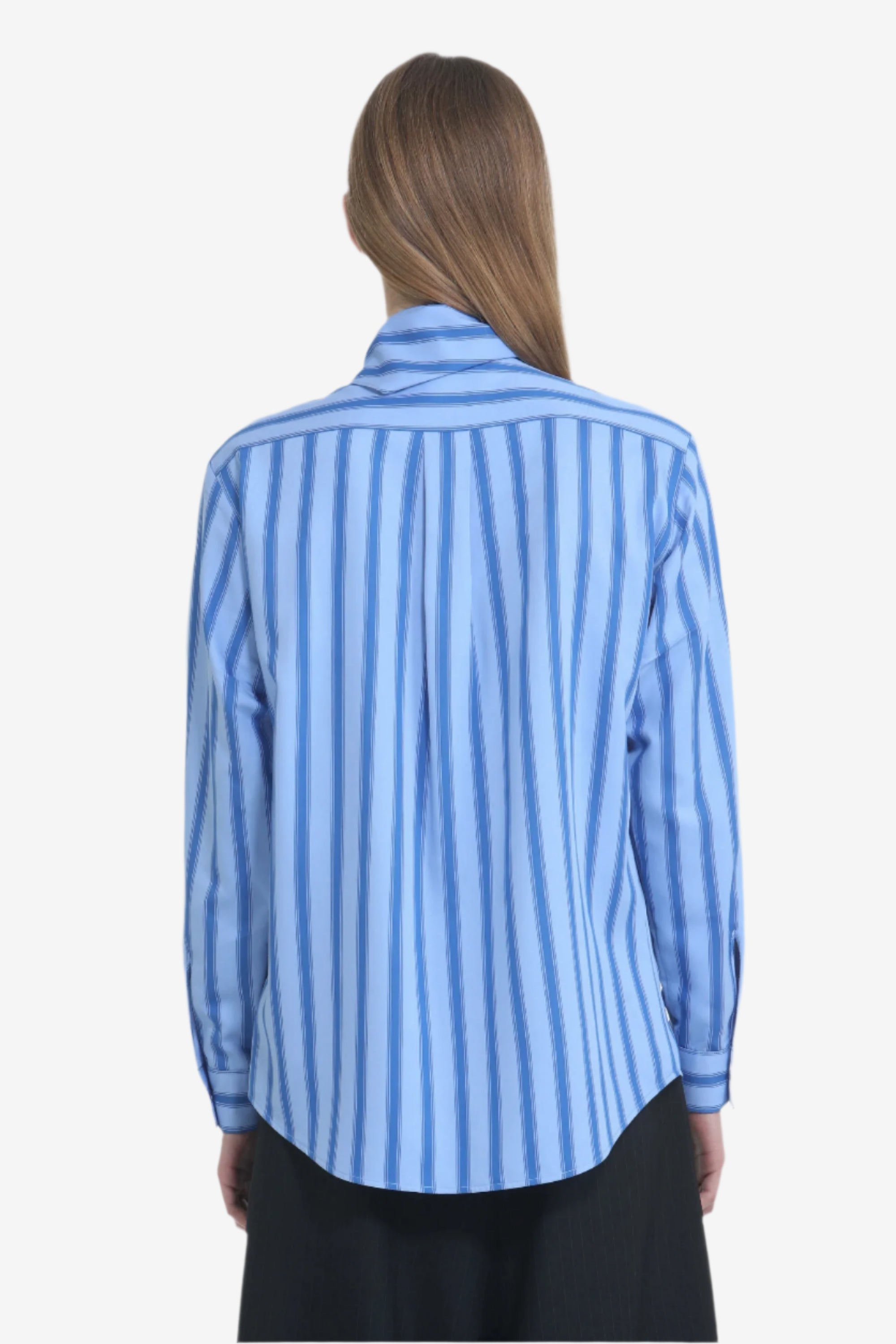 Camicia a righe con colletto a fiocco