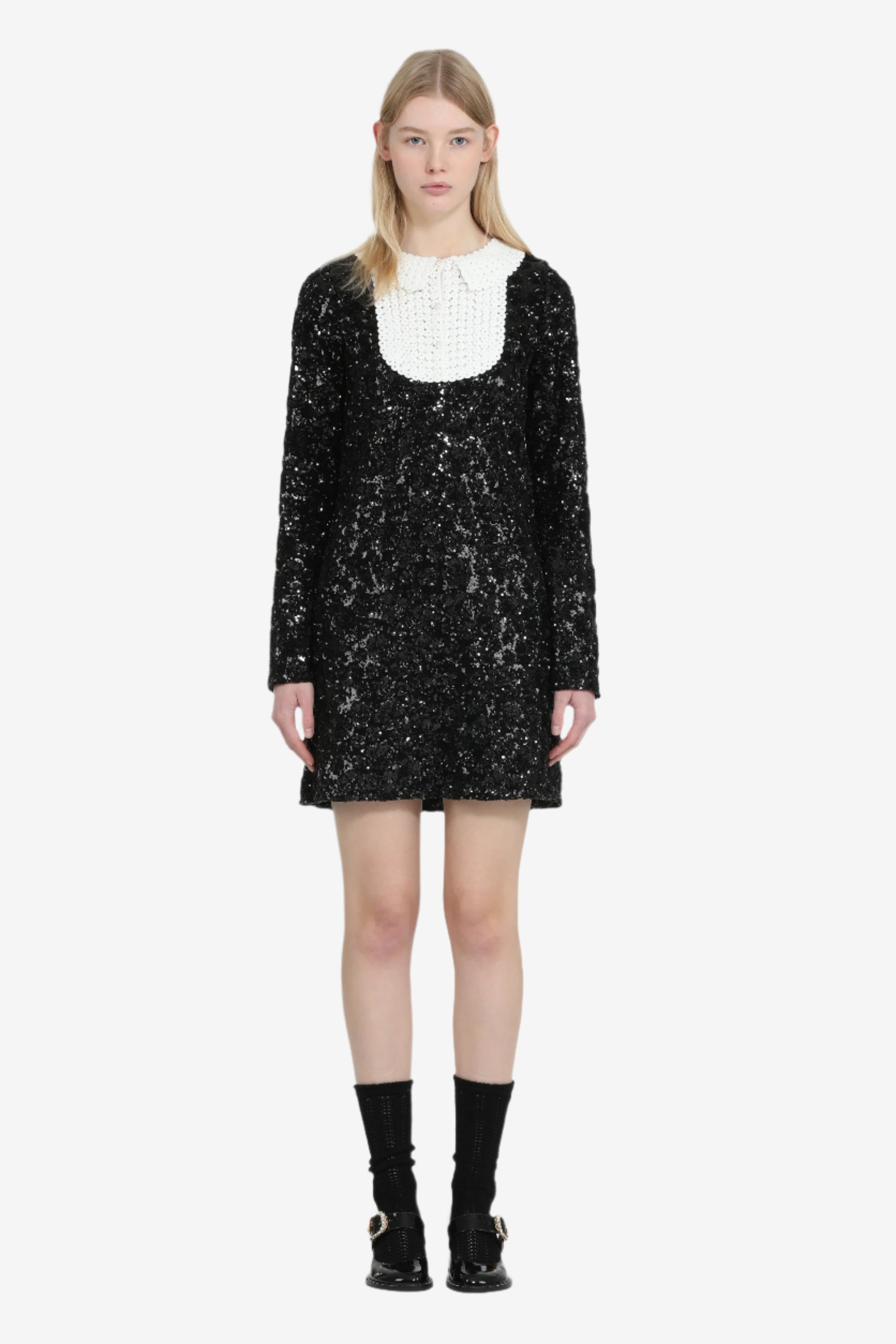 Short two-tone dress with embroidery and beads
