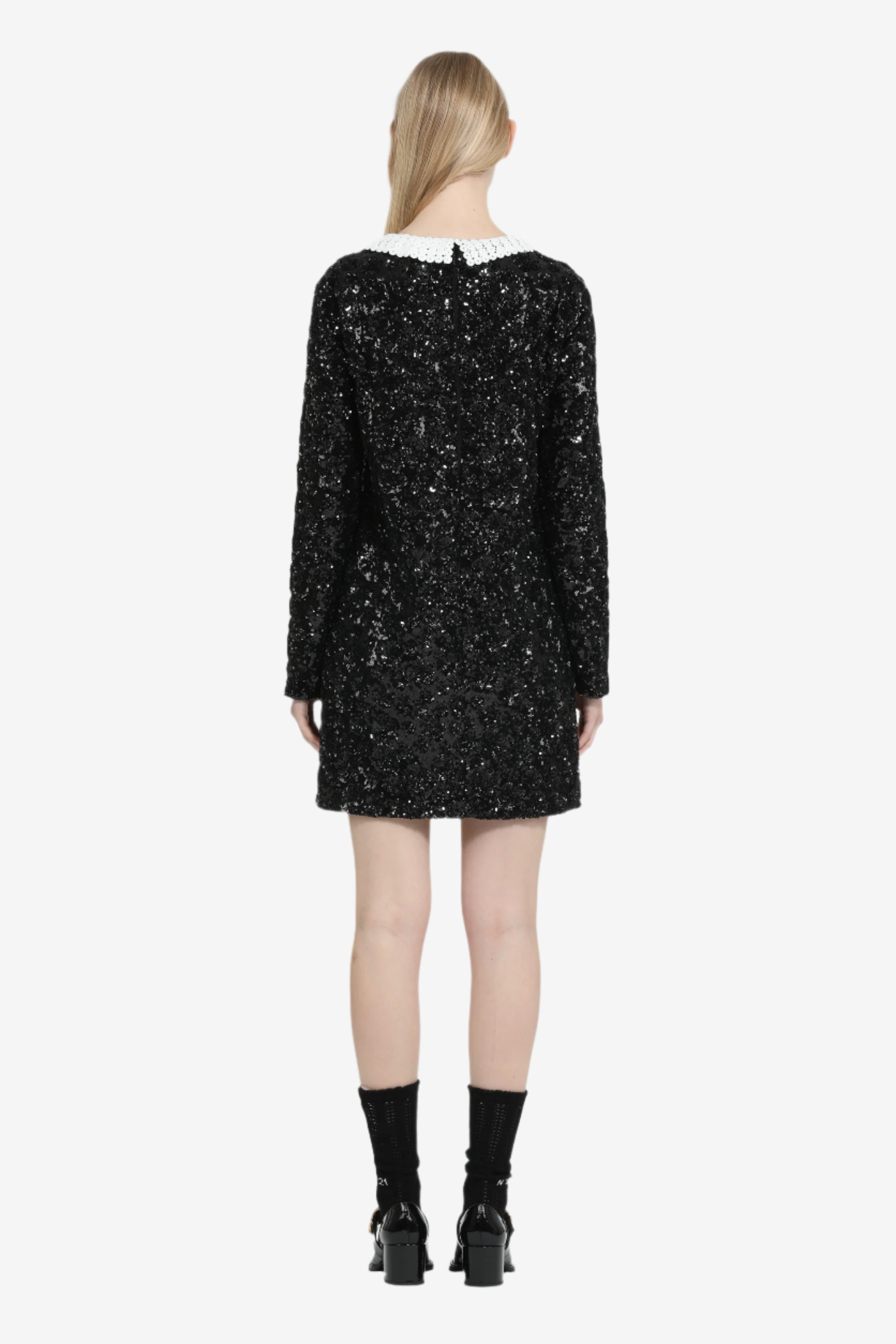 Short two-tone dress with embroidery and beads