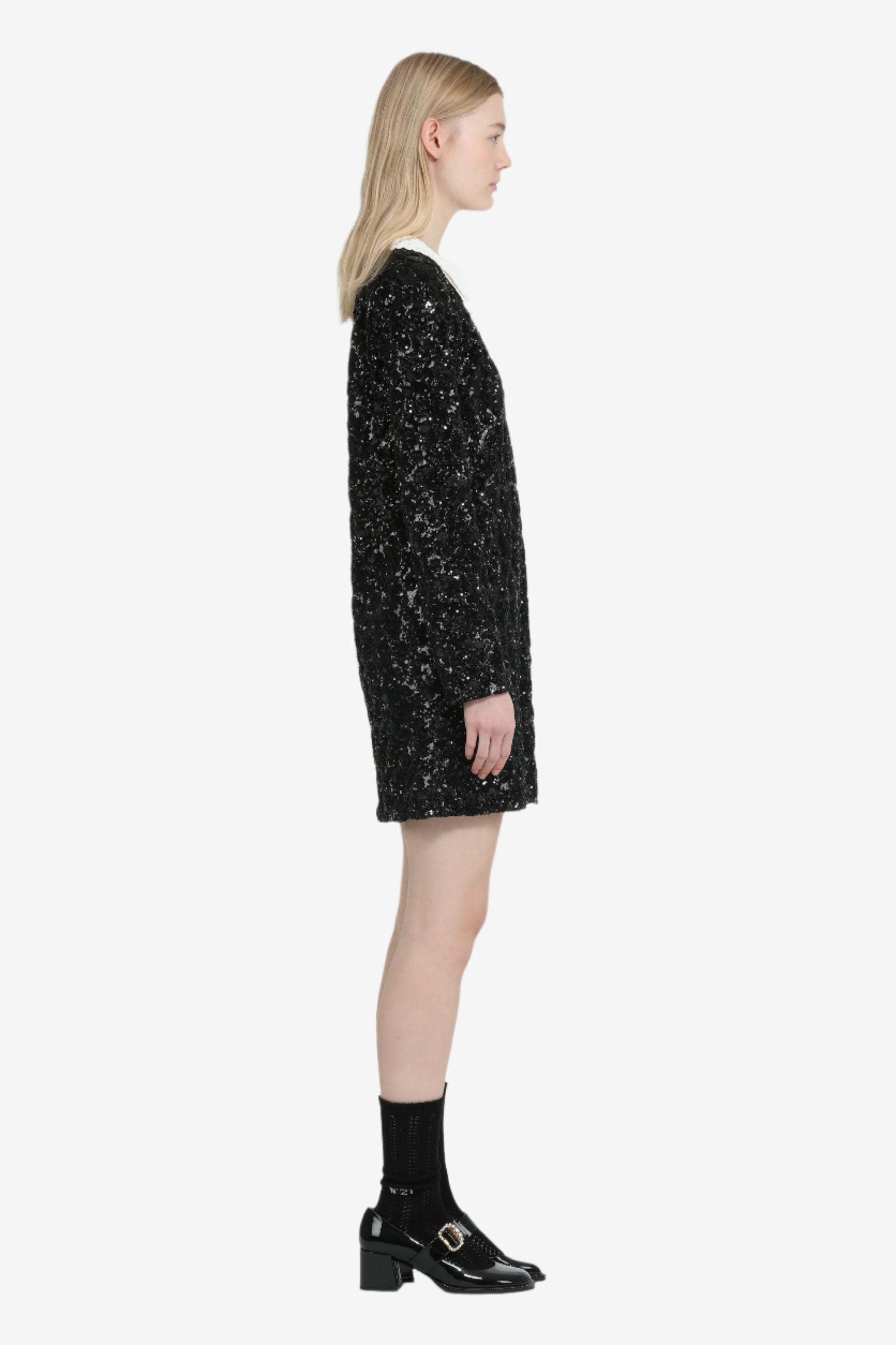 Short two-tone dress with embroidery and beads