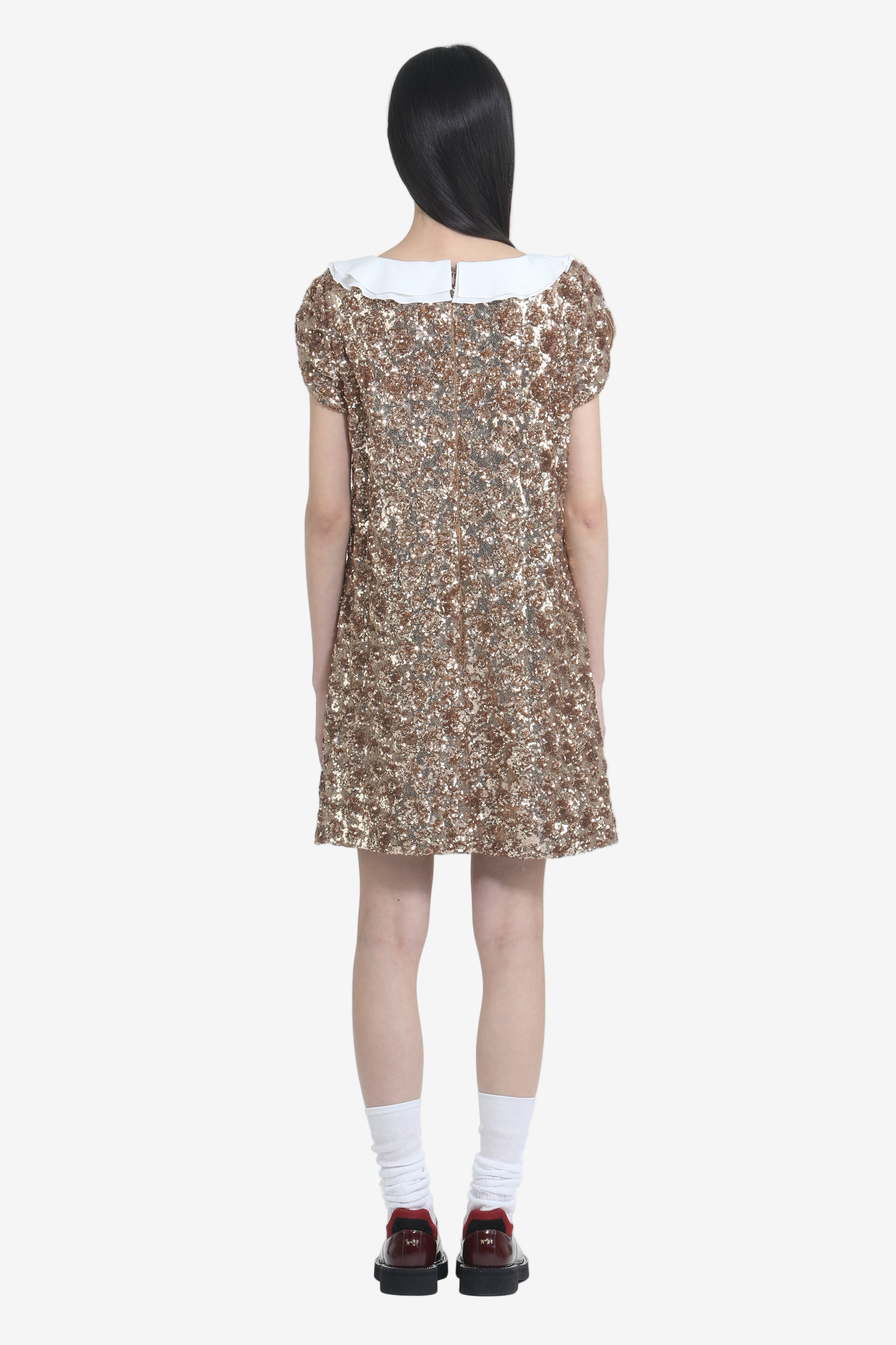 Short dress with gold embroidery and ruffled collar