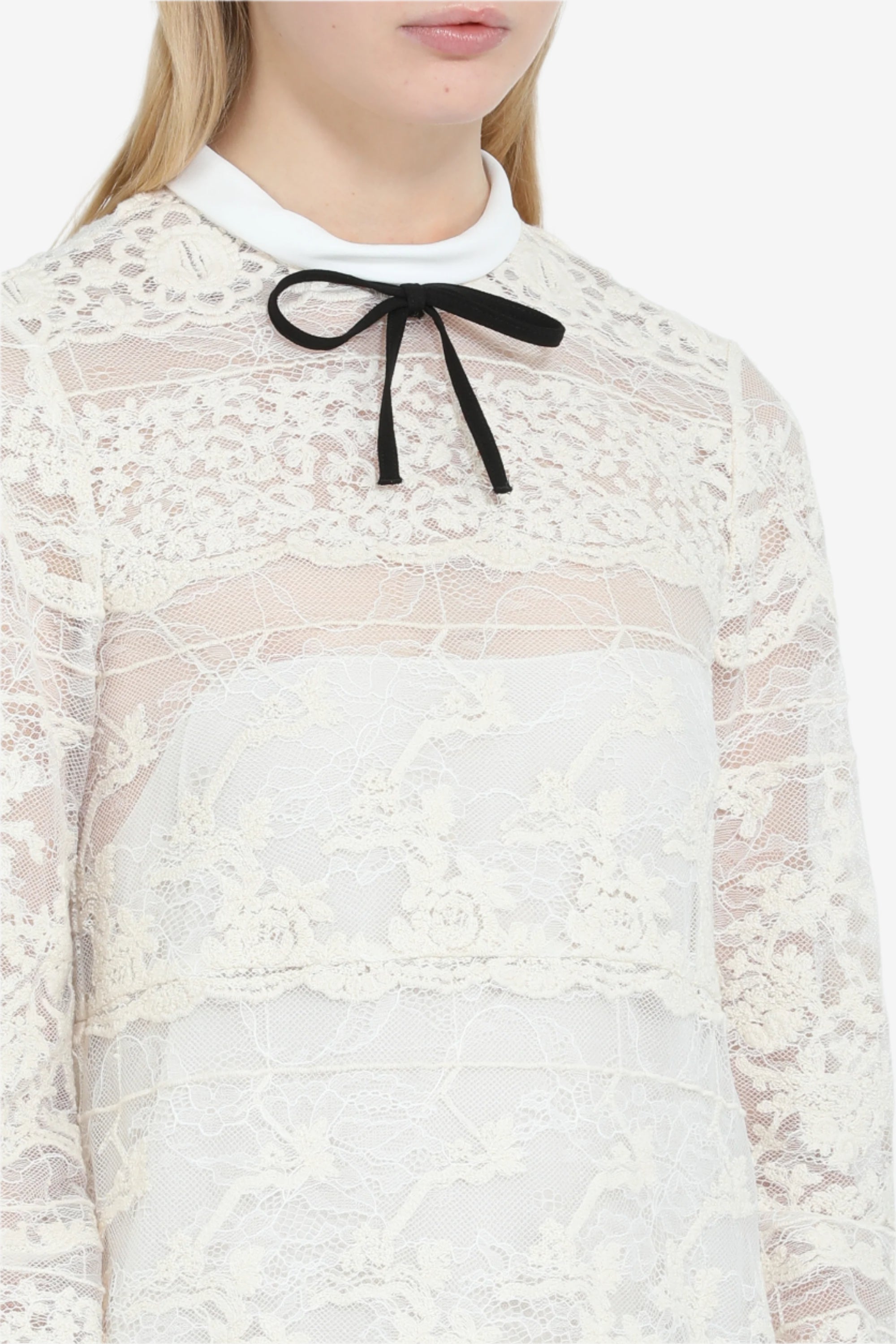 Long lace dress