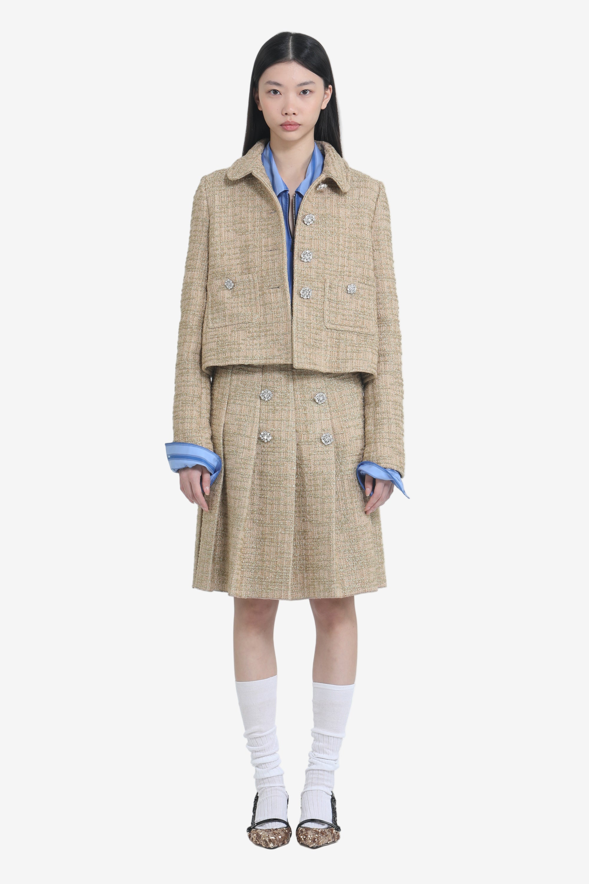 Short jacket with pockets and jewel buttons