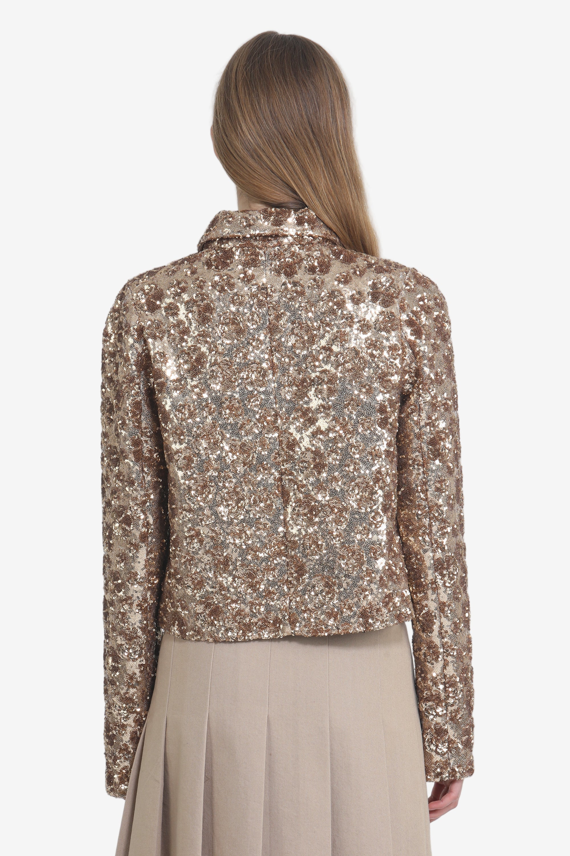Short jacket with sequined fabric and pockets