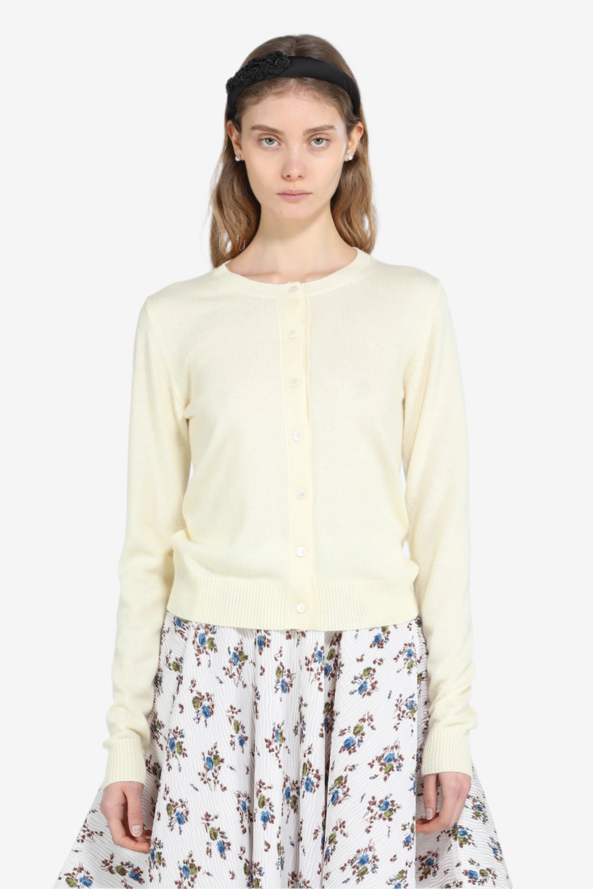 Round neck cardigan
