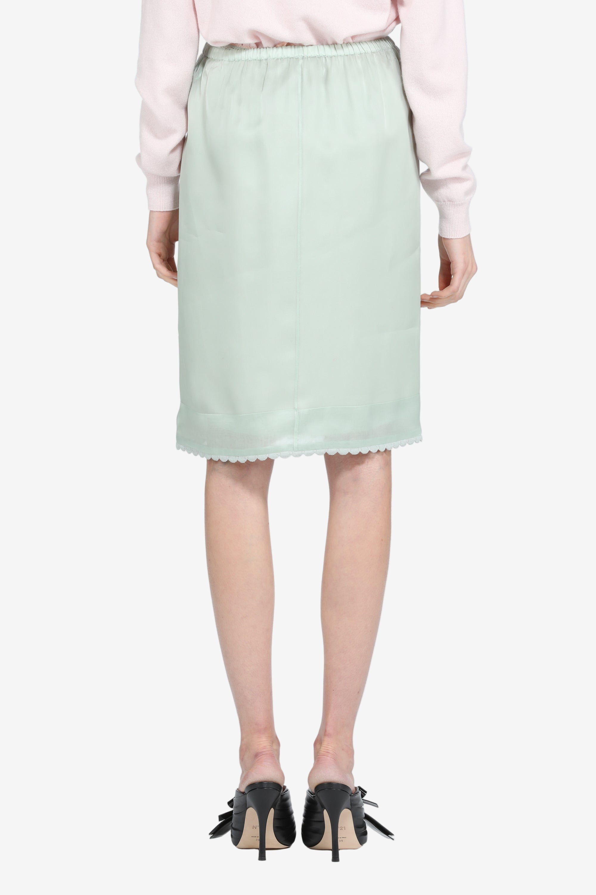Knee-length skirt