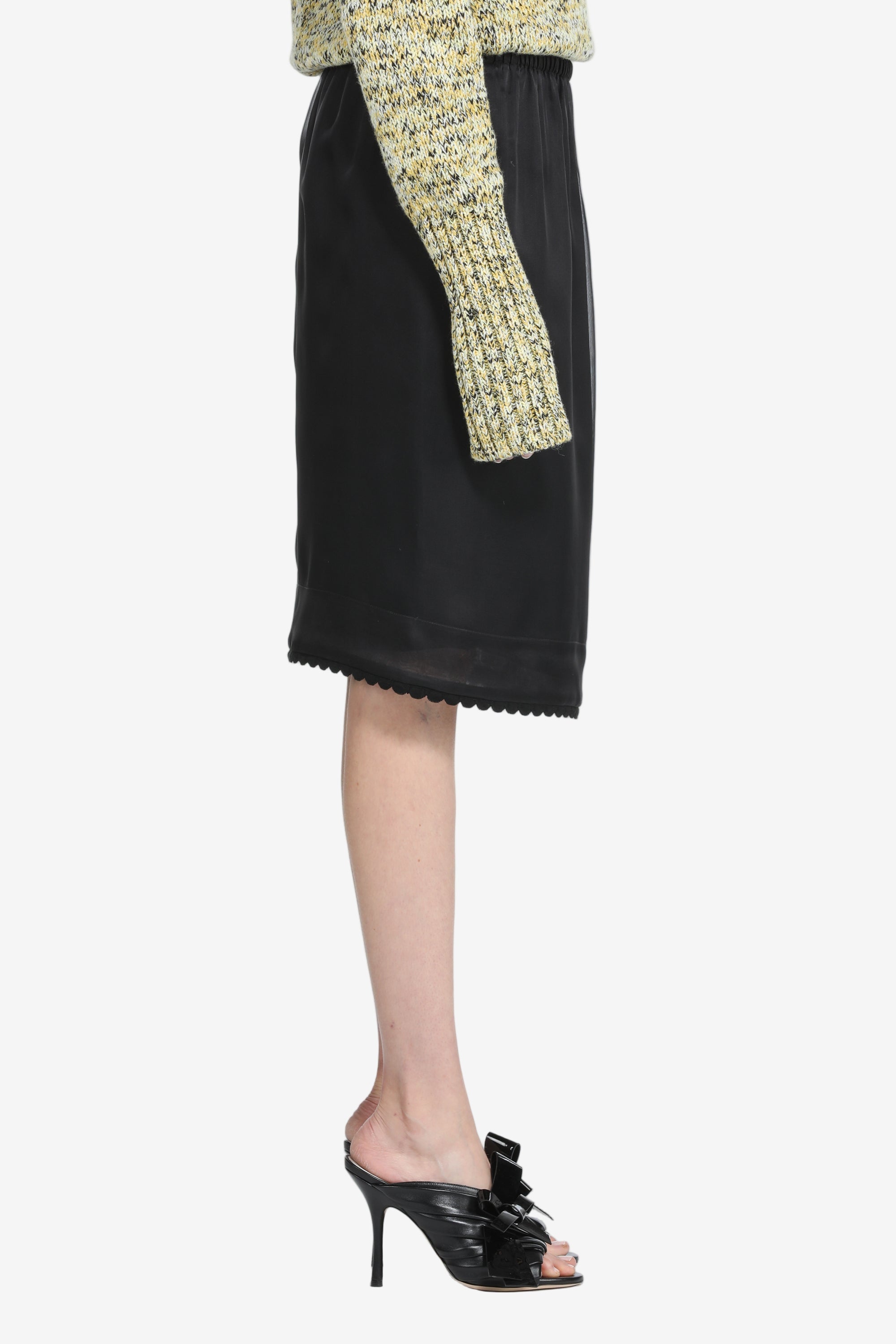 Knee-length skirt