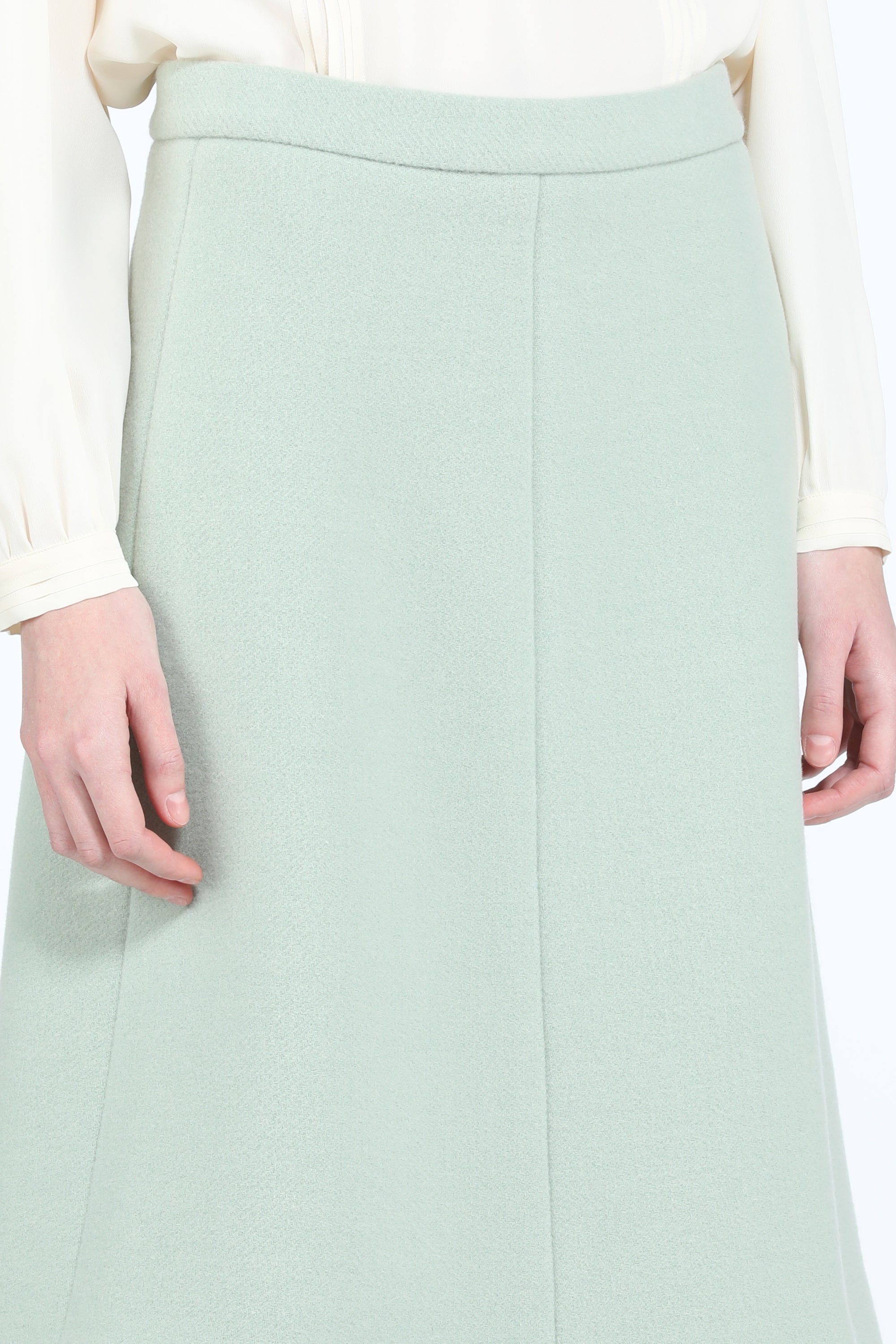 Midi skirt in wool cloth