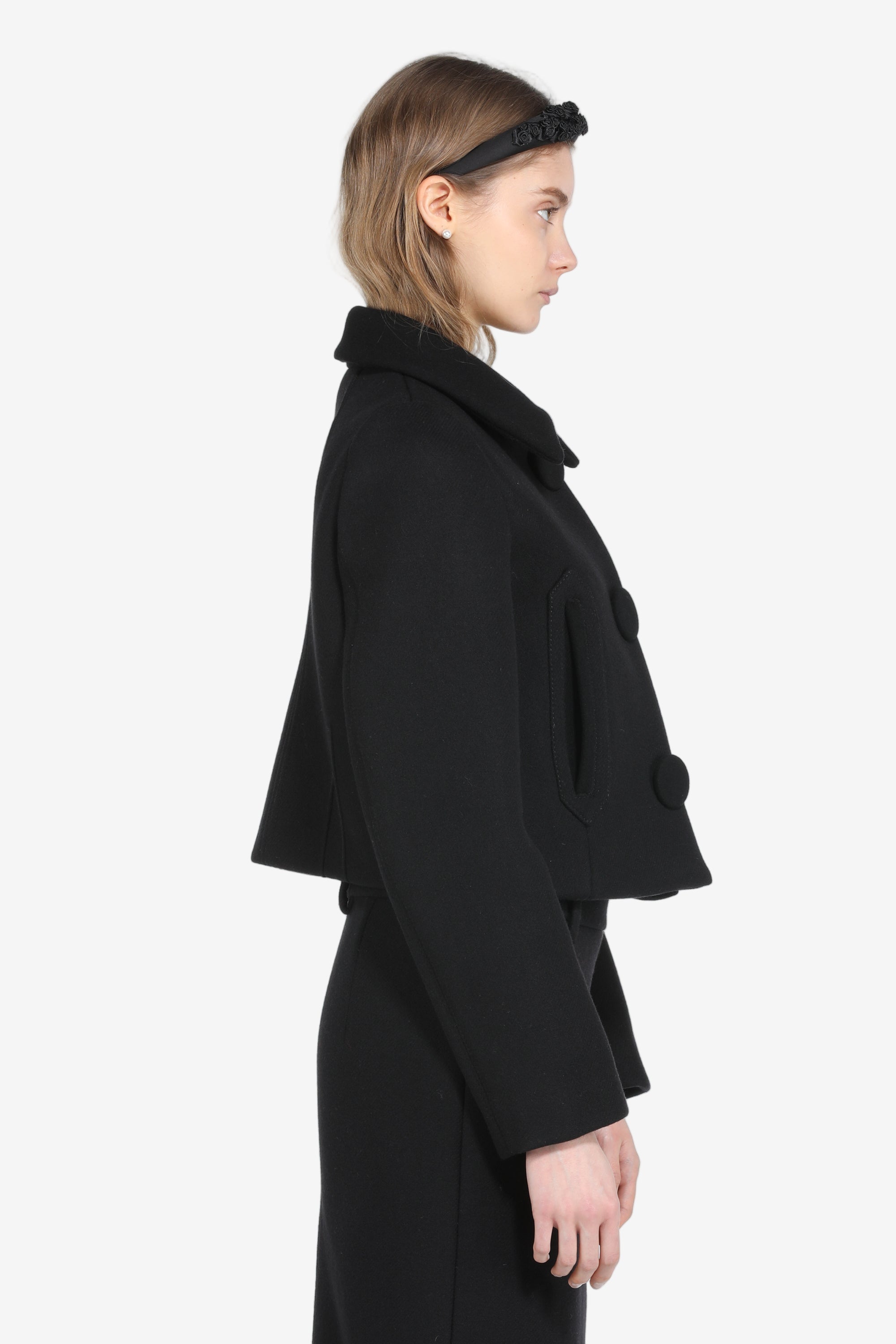 Short jacket with side pockets
