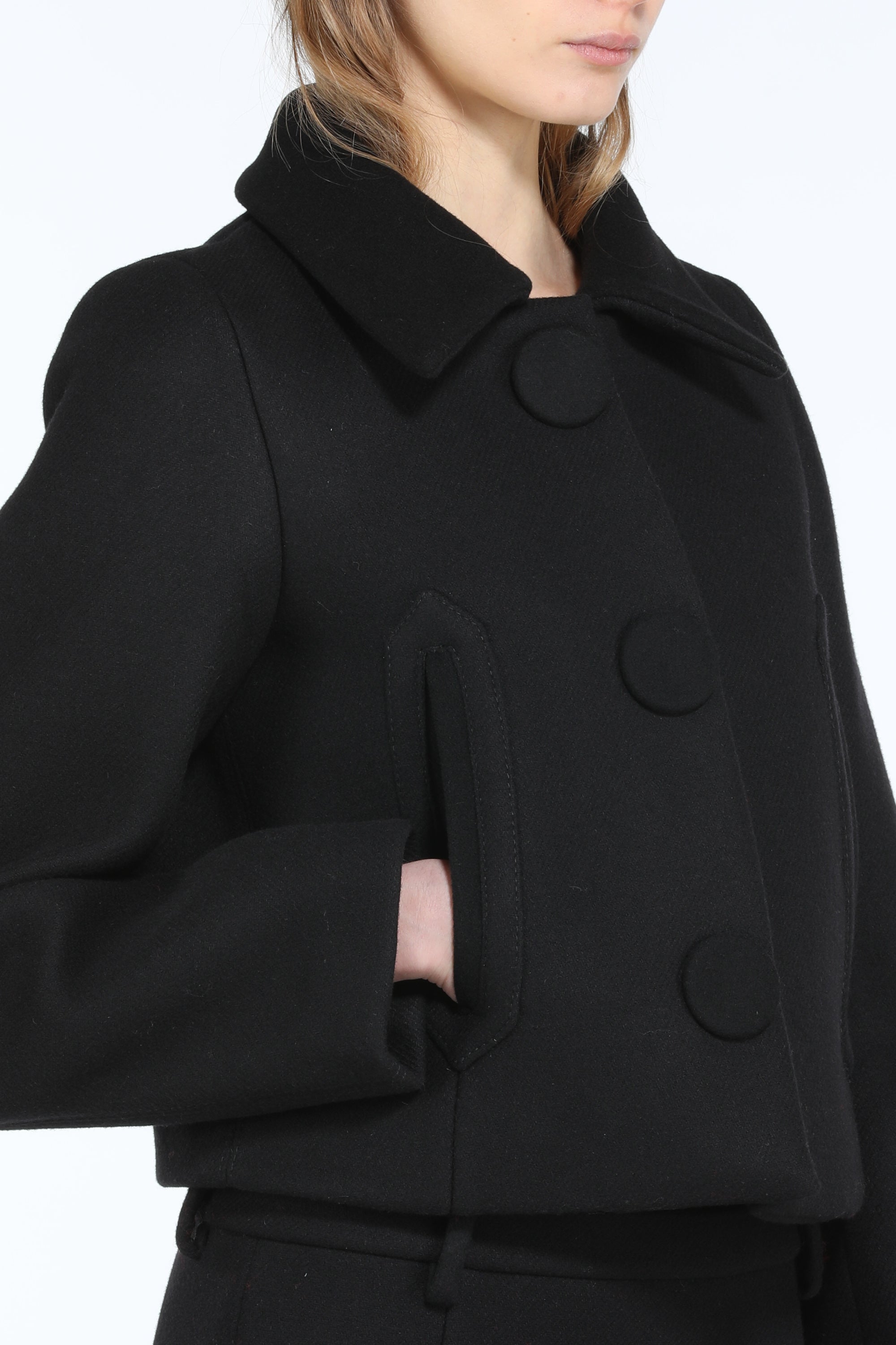 Short jacket with side pockets