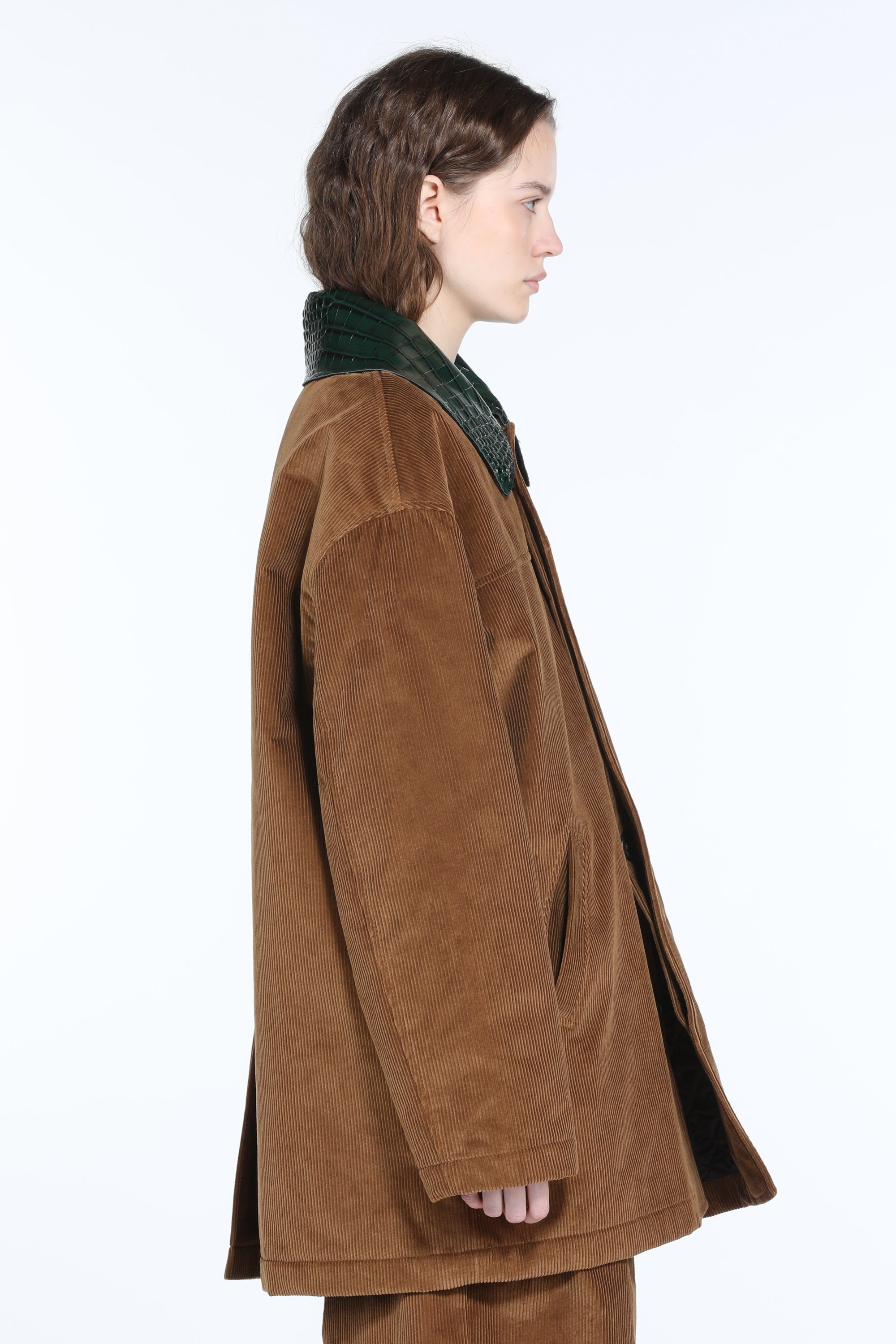 Velvet jacket with contrasting collar