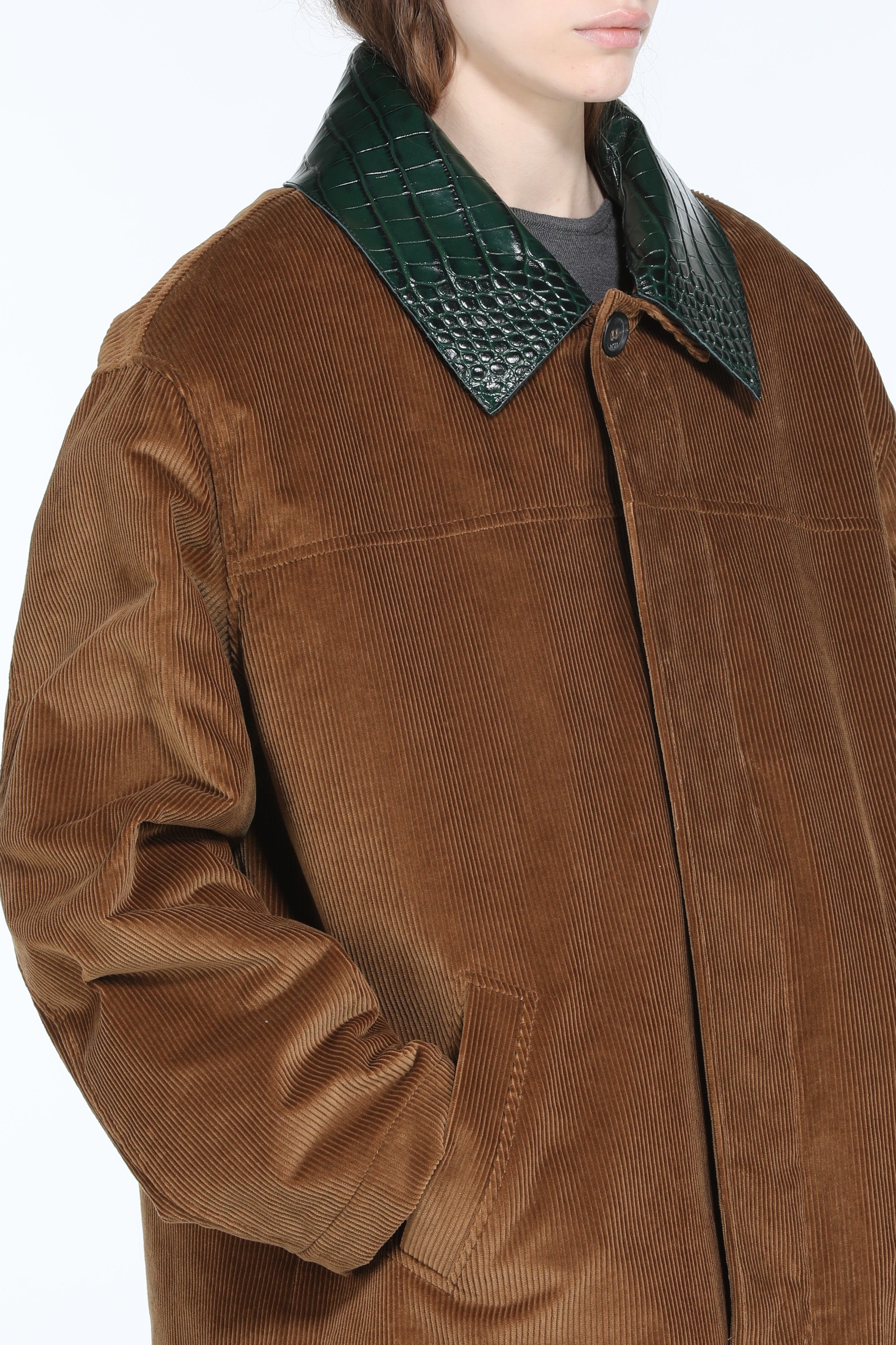 Velvet jacket with contrasting collar