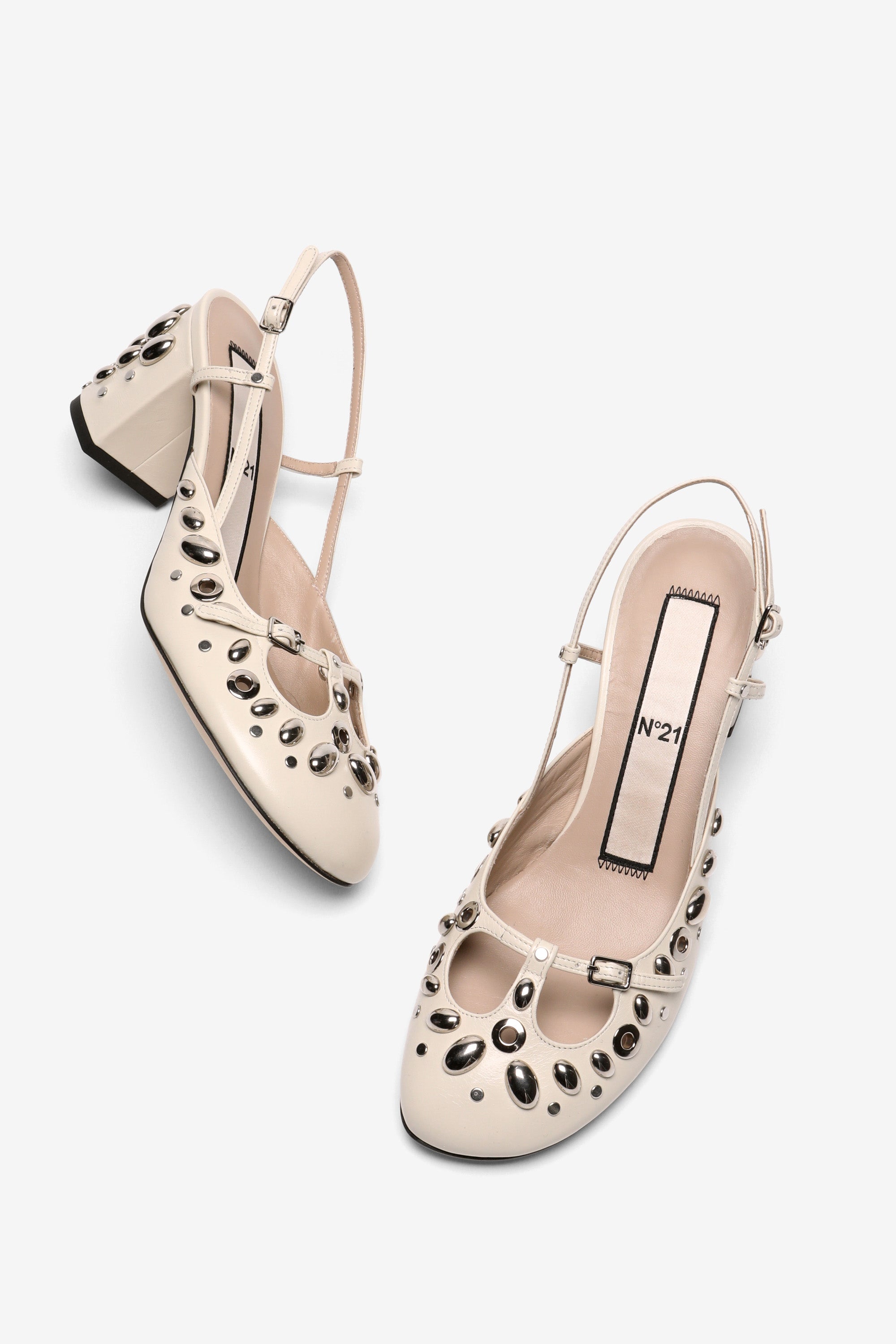 Slingback con borchie