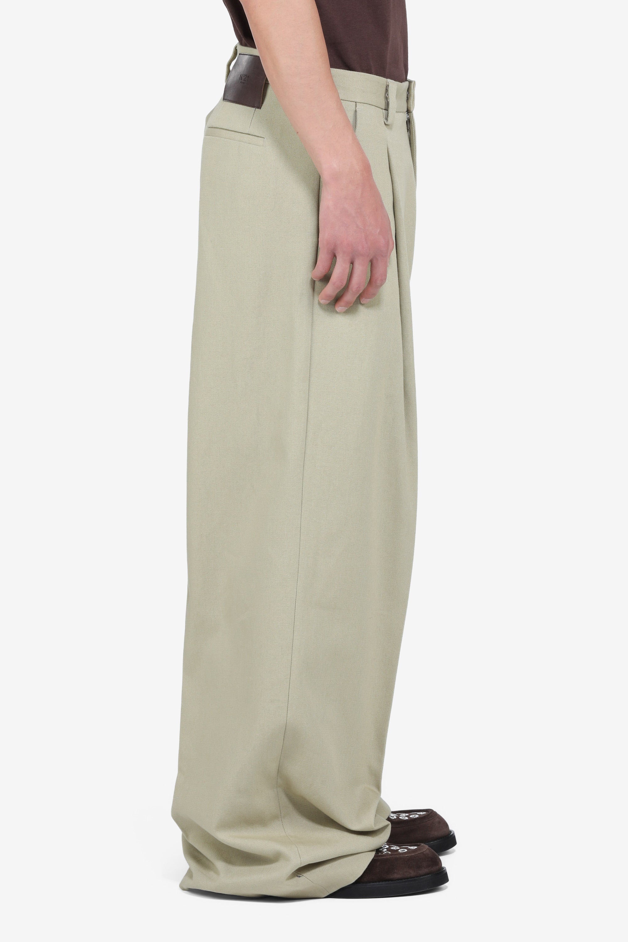 Pantalone over con pince