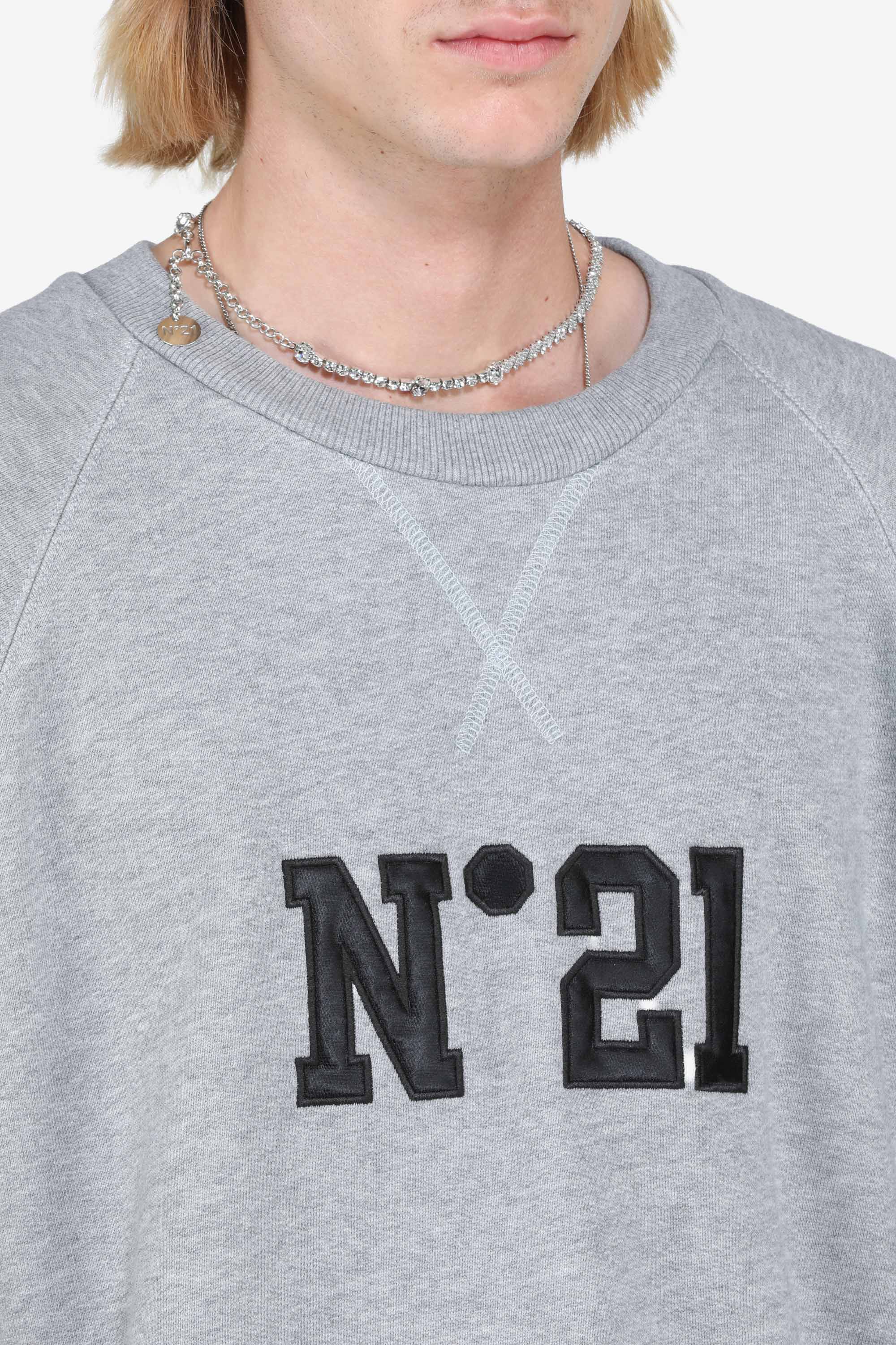 Crewneck sweatshirt with logo