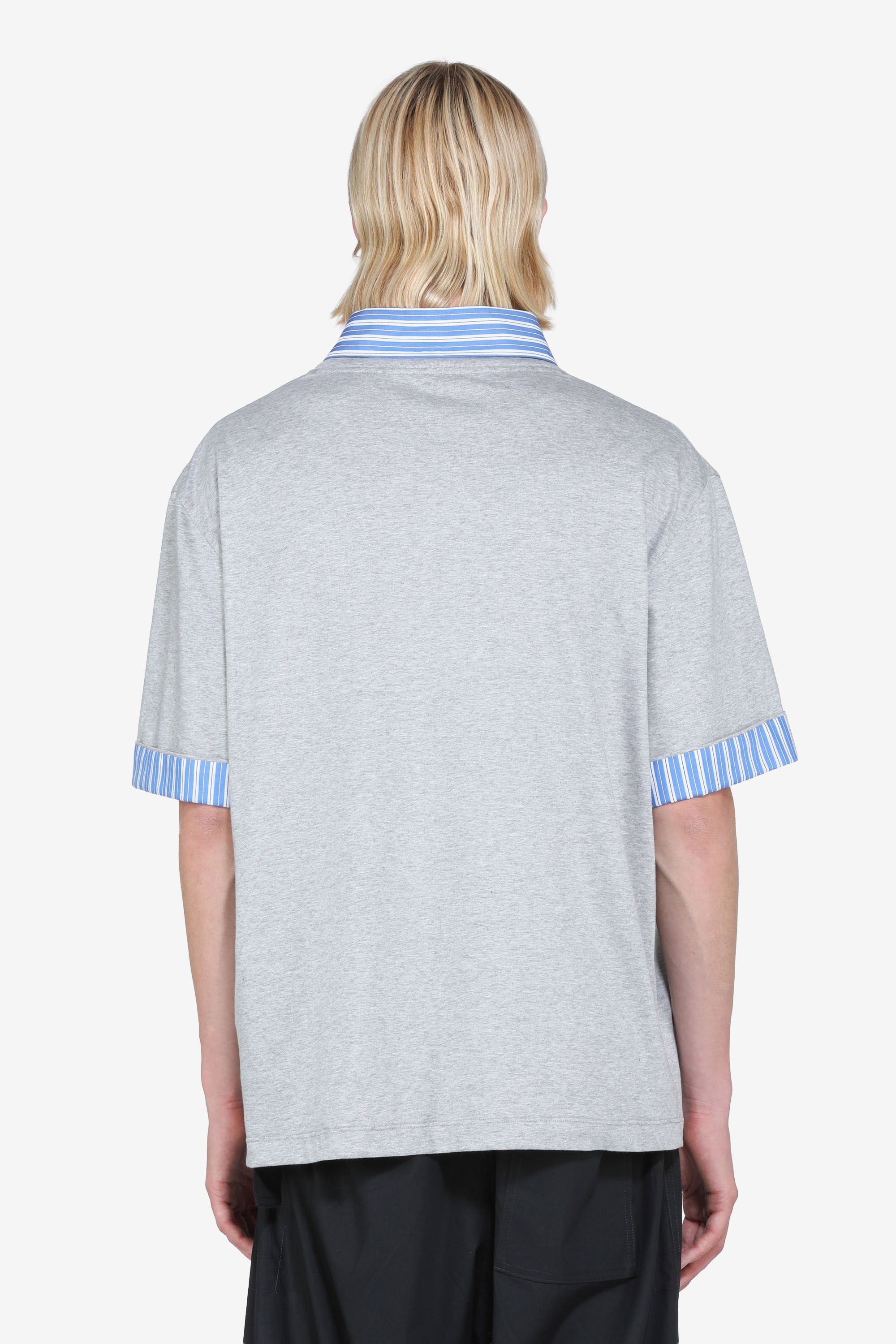 Short-sleeved T-shirt with shirt collar