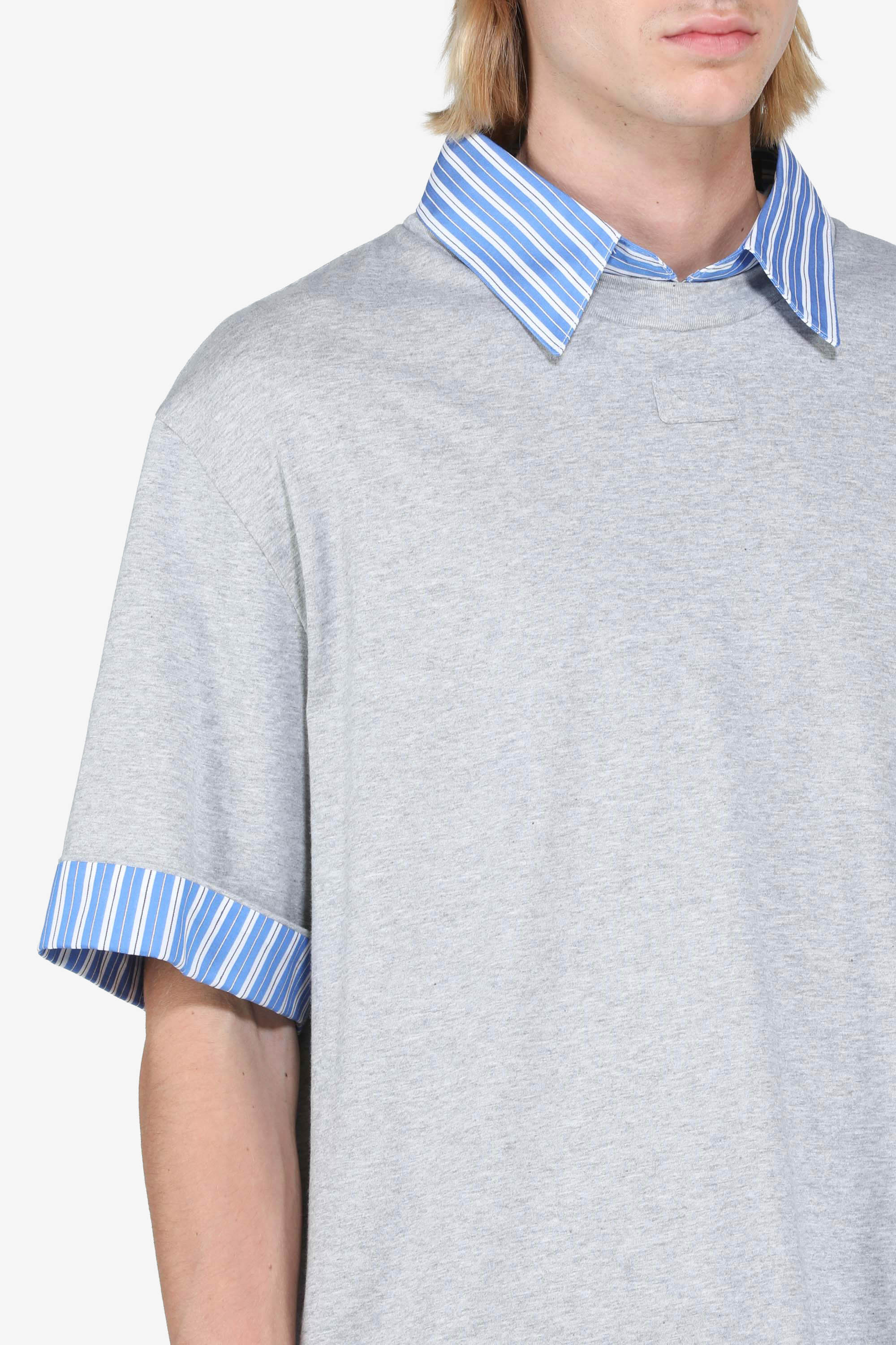 Short-sleeved T-shirt with shirt collar