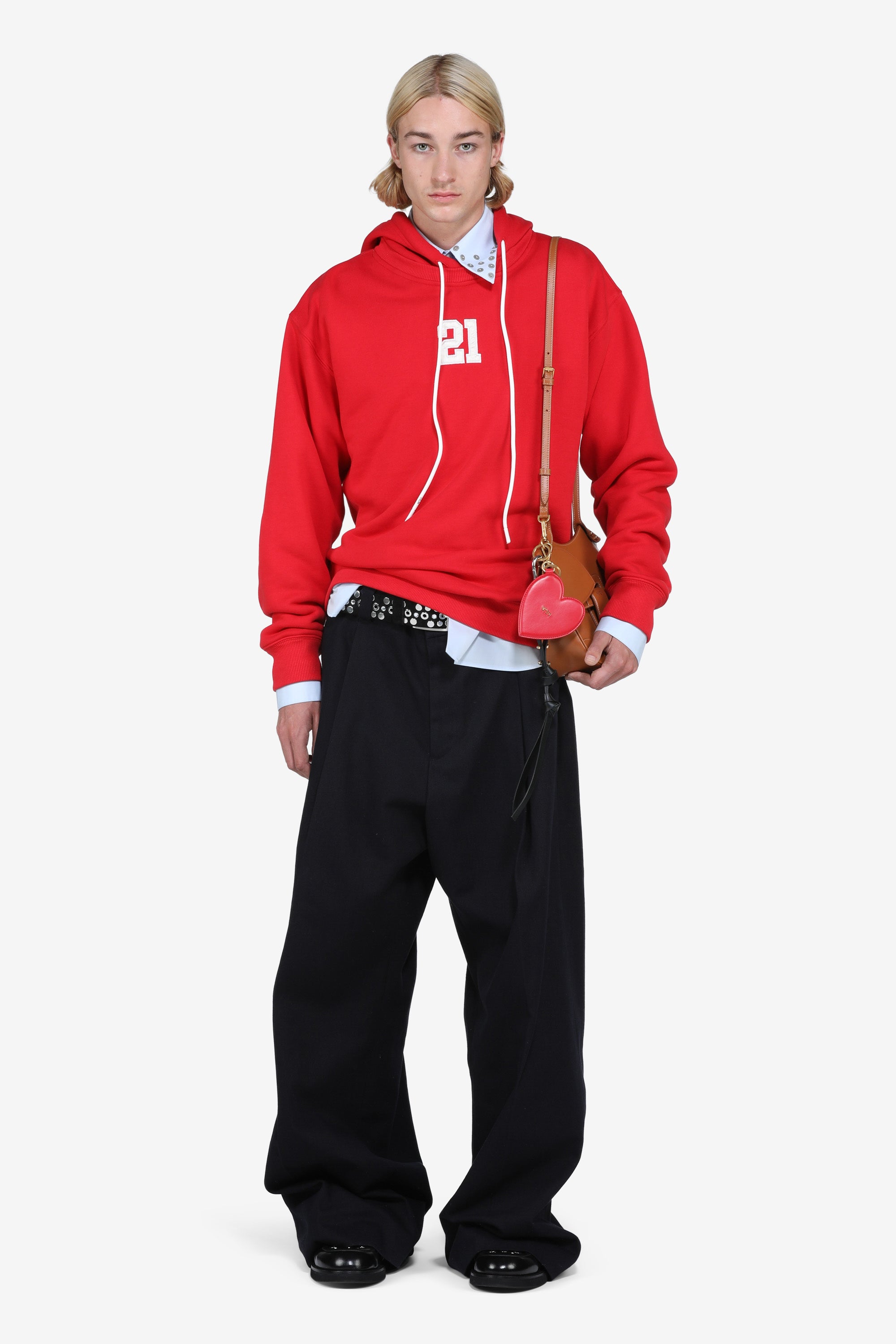 Camicia con borchie sul colletto