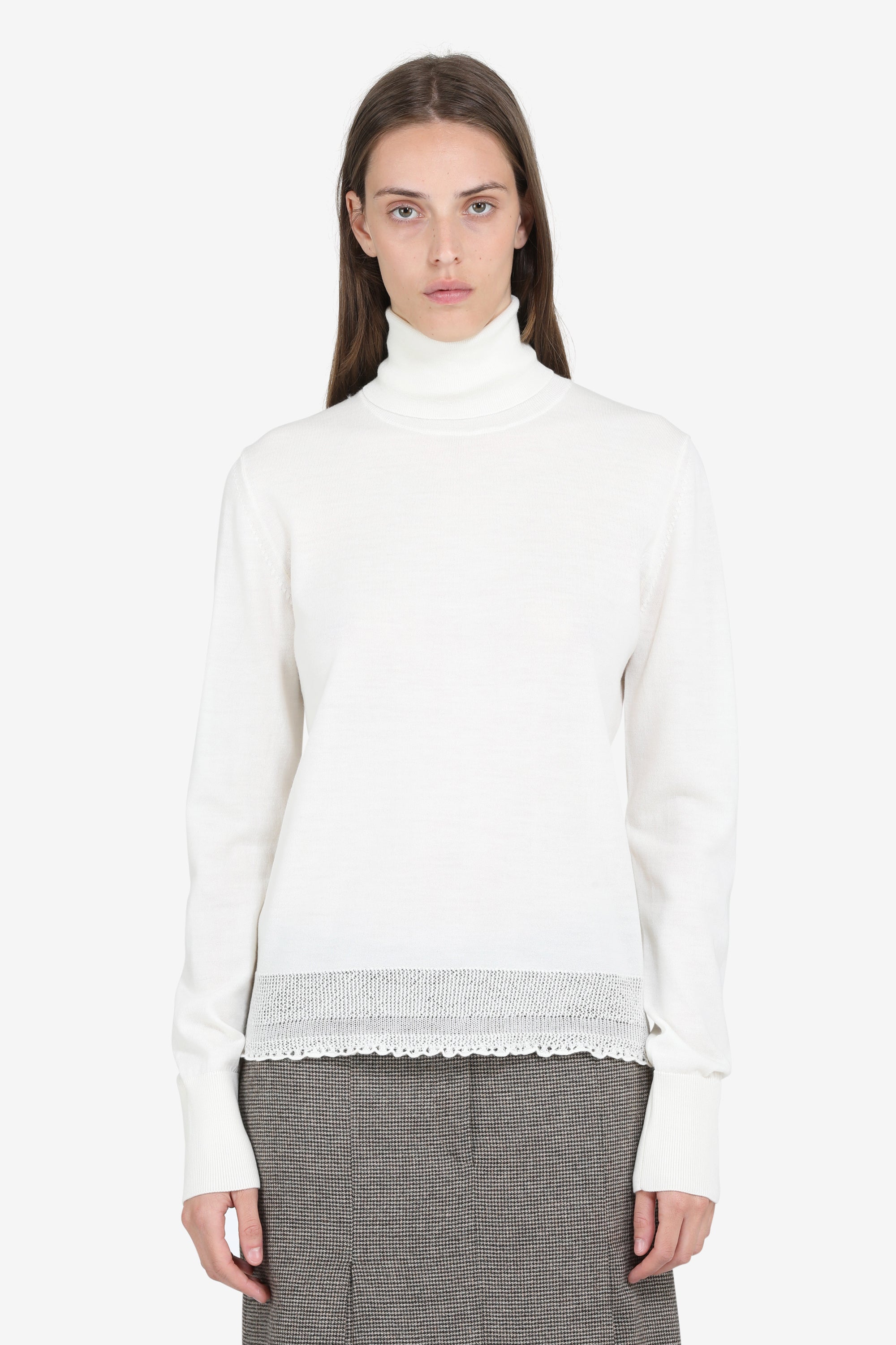 Maglia a collo alto e maniche lunghe