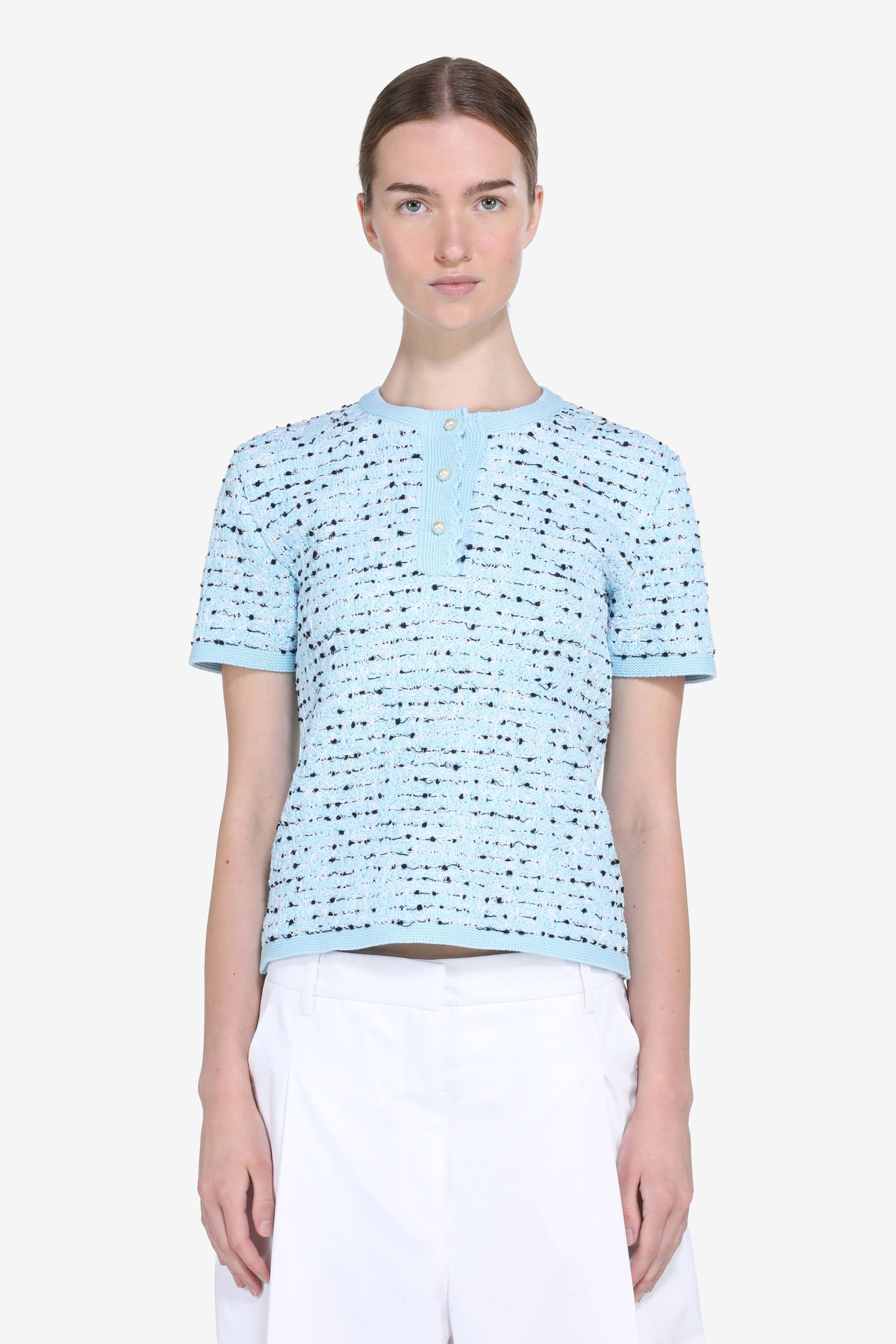 Short-sleeved sweater with pearl buttons