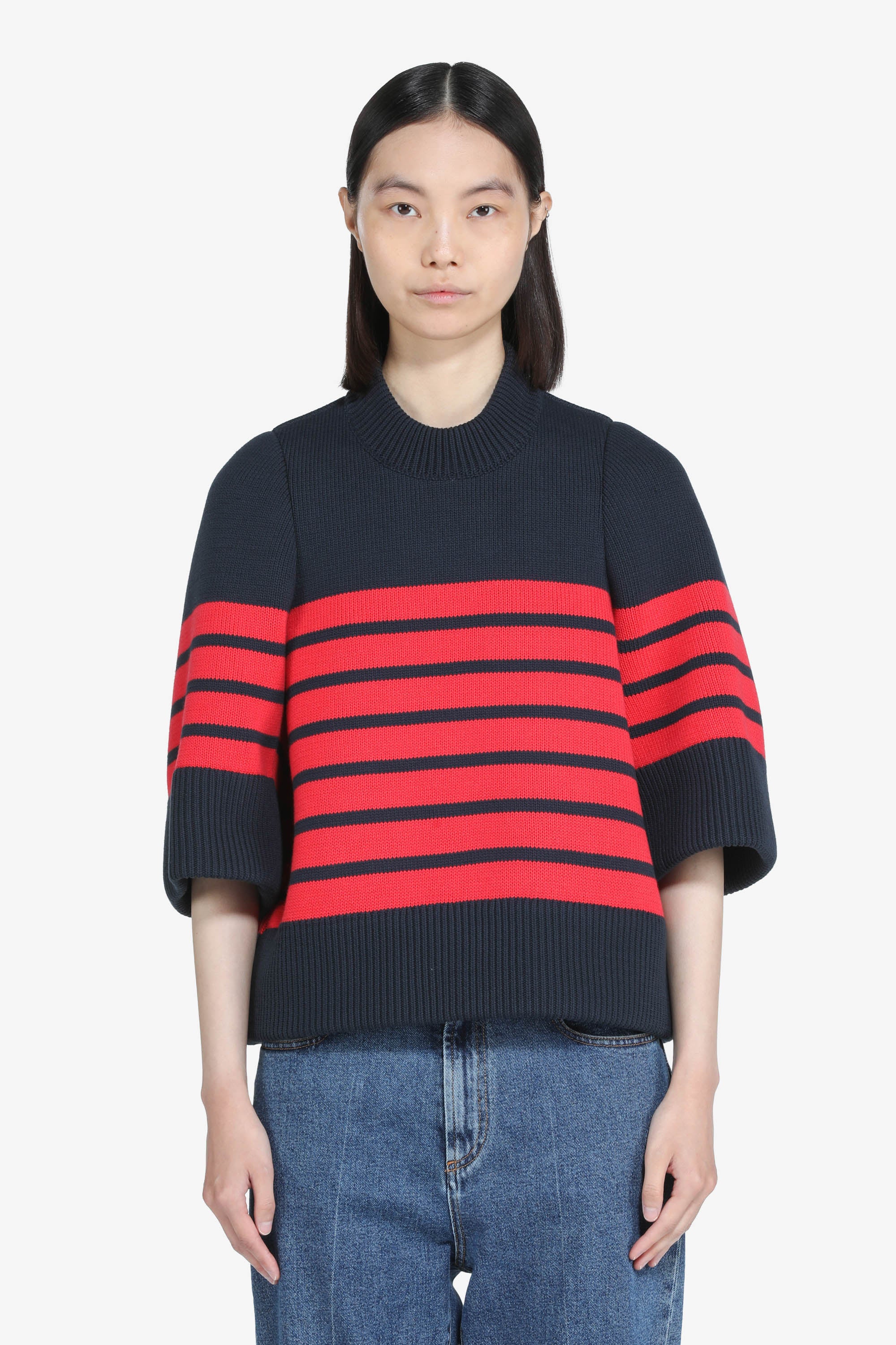 Three-quarter sleeve shirt