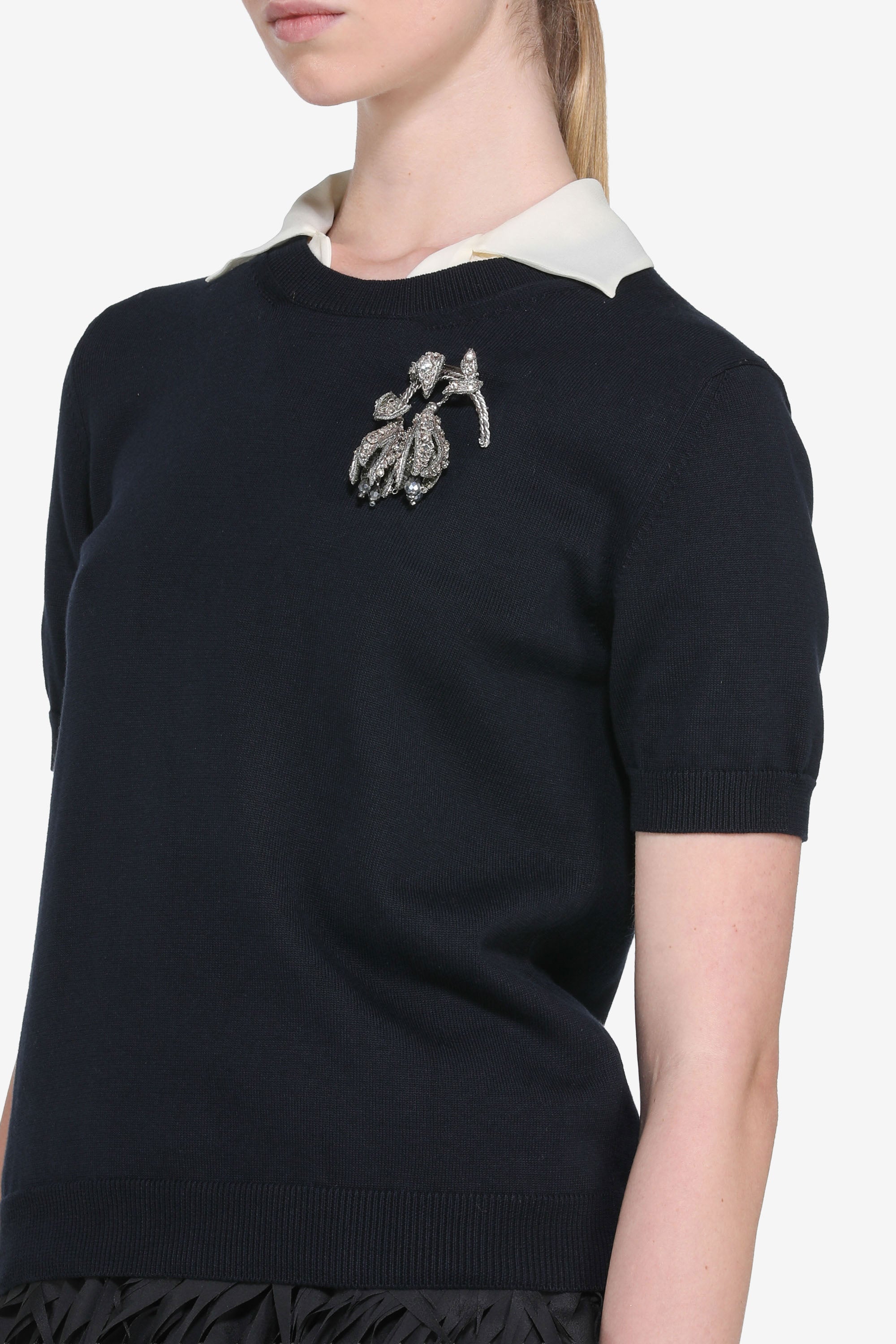 Crew neck short-sleeved shirt