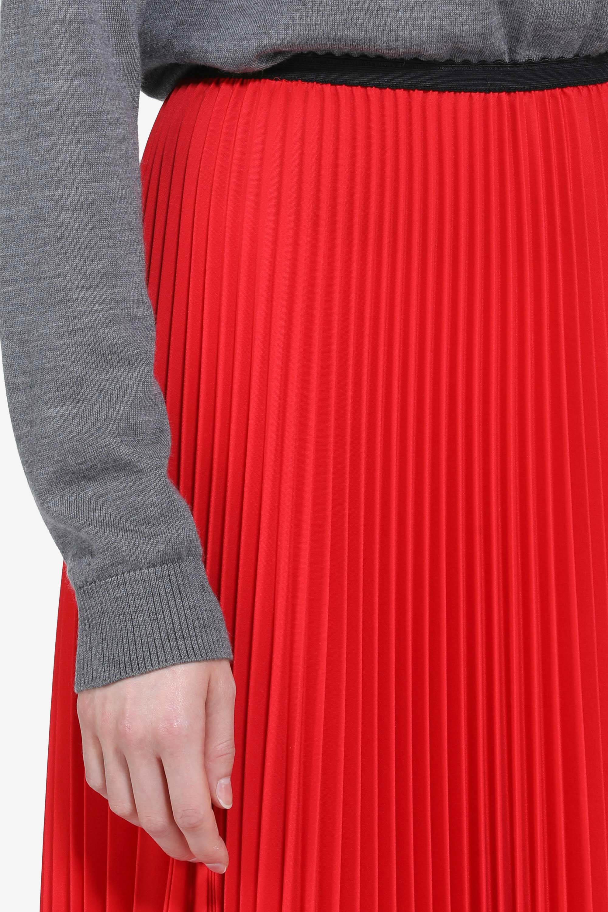 N21 | Long pleated skirt