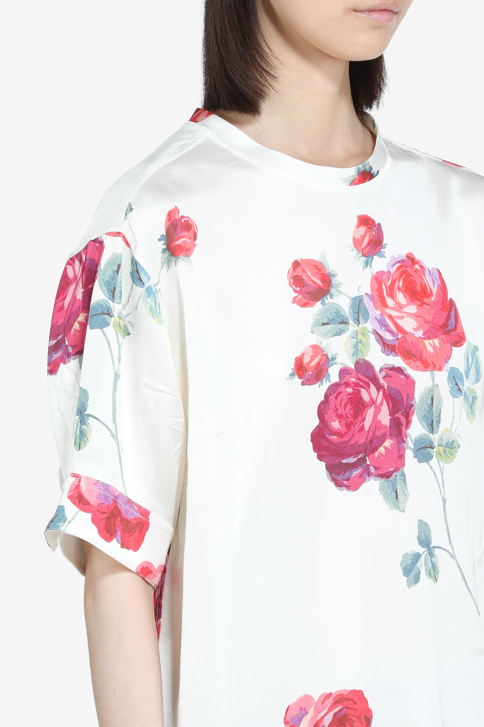 Short-sleeved blouse with floral print
